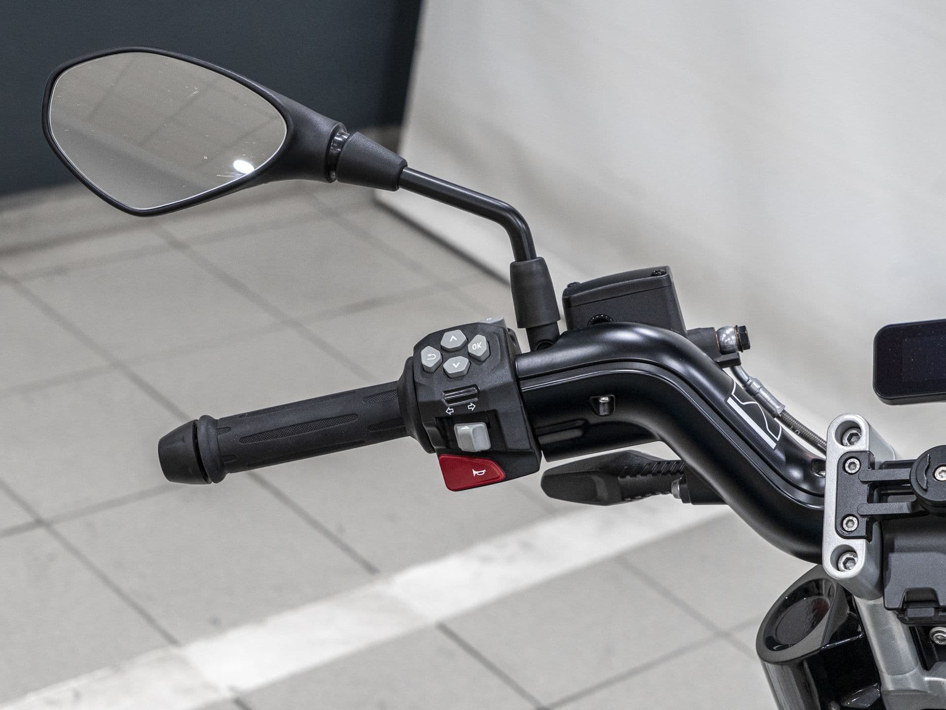 BMW Motorrad CE 02 – foto 10