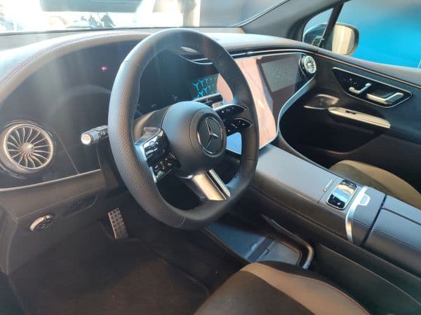 Mercedes-Benz EQE SUV