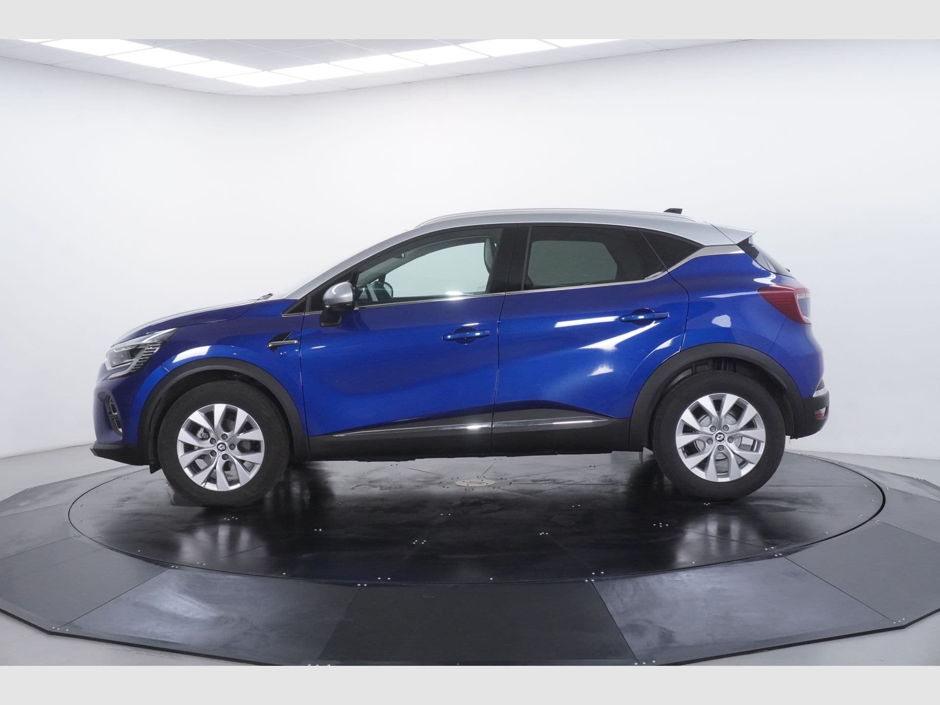 Renault Captur Zen TCe 90, color Azul Rayo (metalizado) + techo Gris Highland, 2022, foto 6 de 6