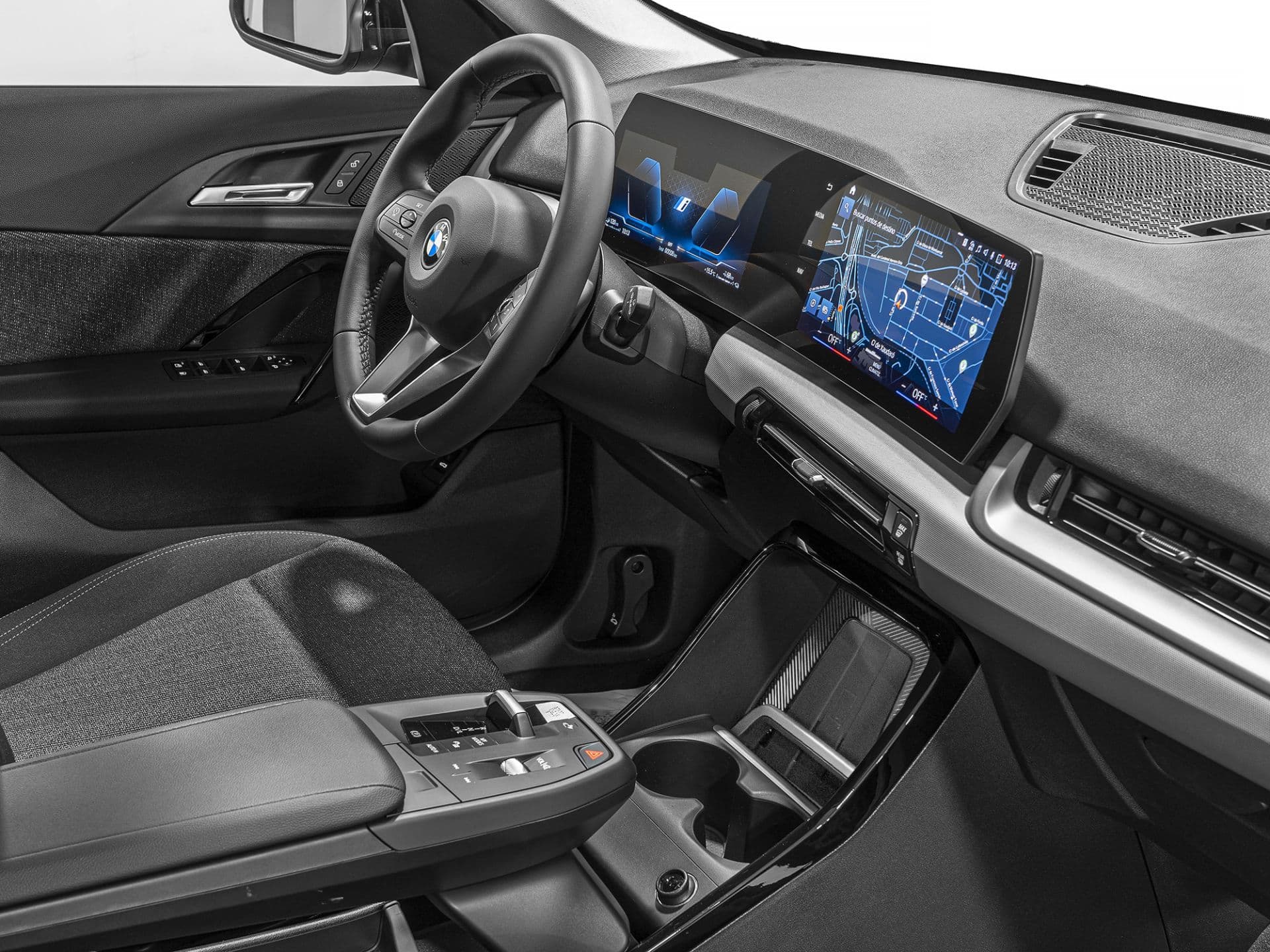 BMW X1 sDrive18d, color Estoril Blau (metalizado), 2024, foto 8 de 12