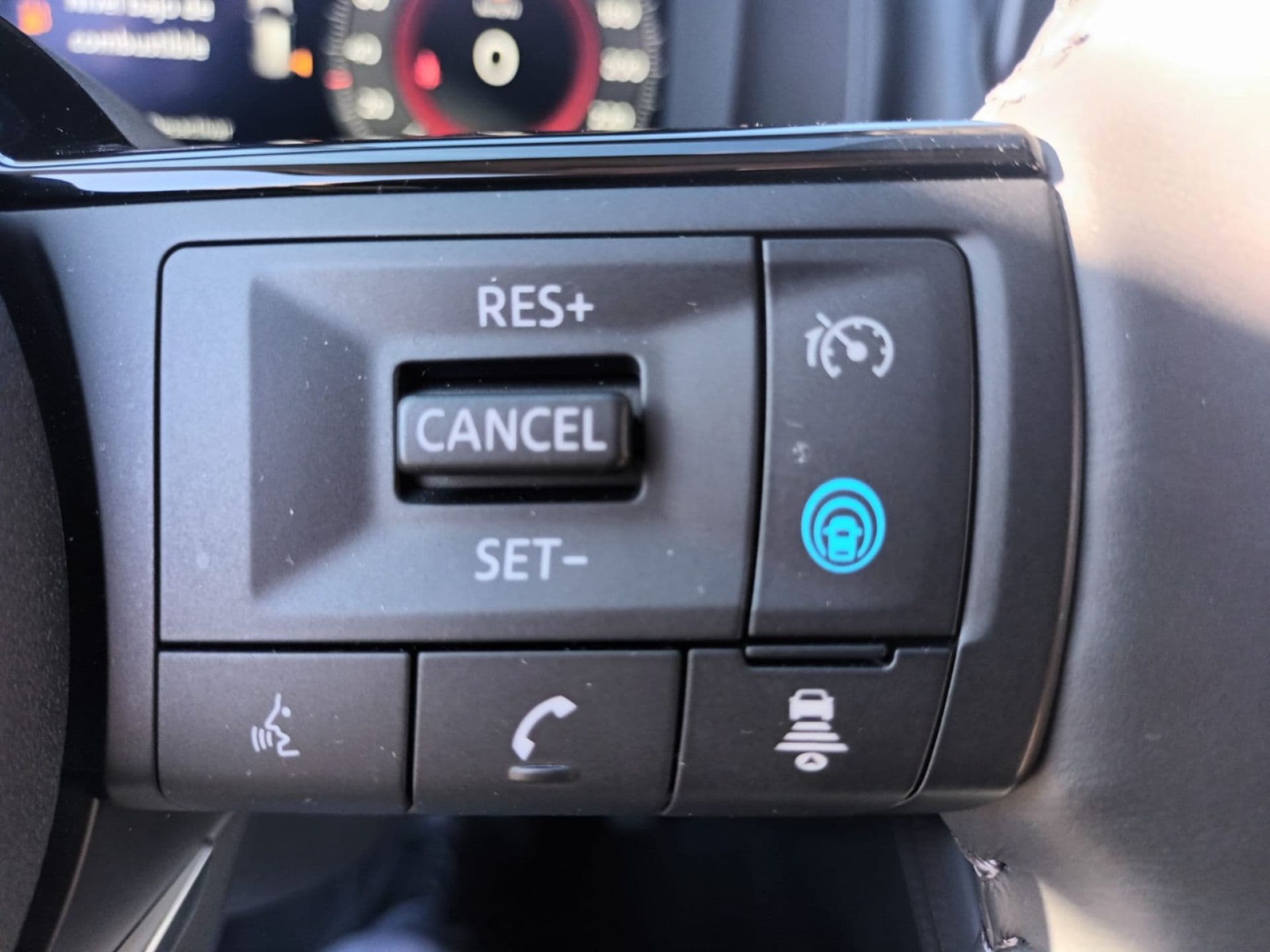 Nissan X-Trail – foto 10