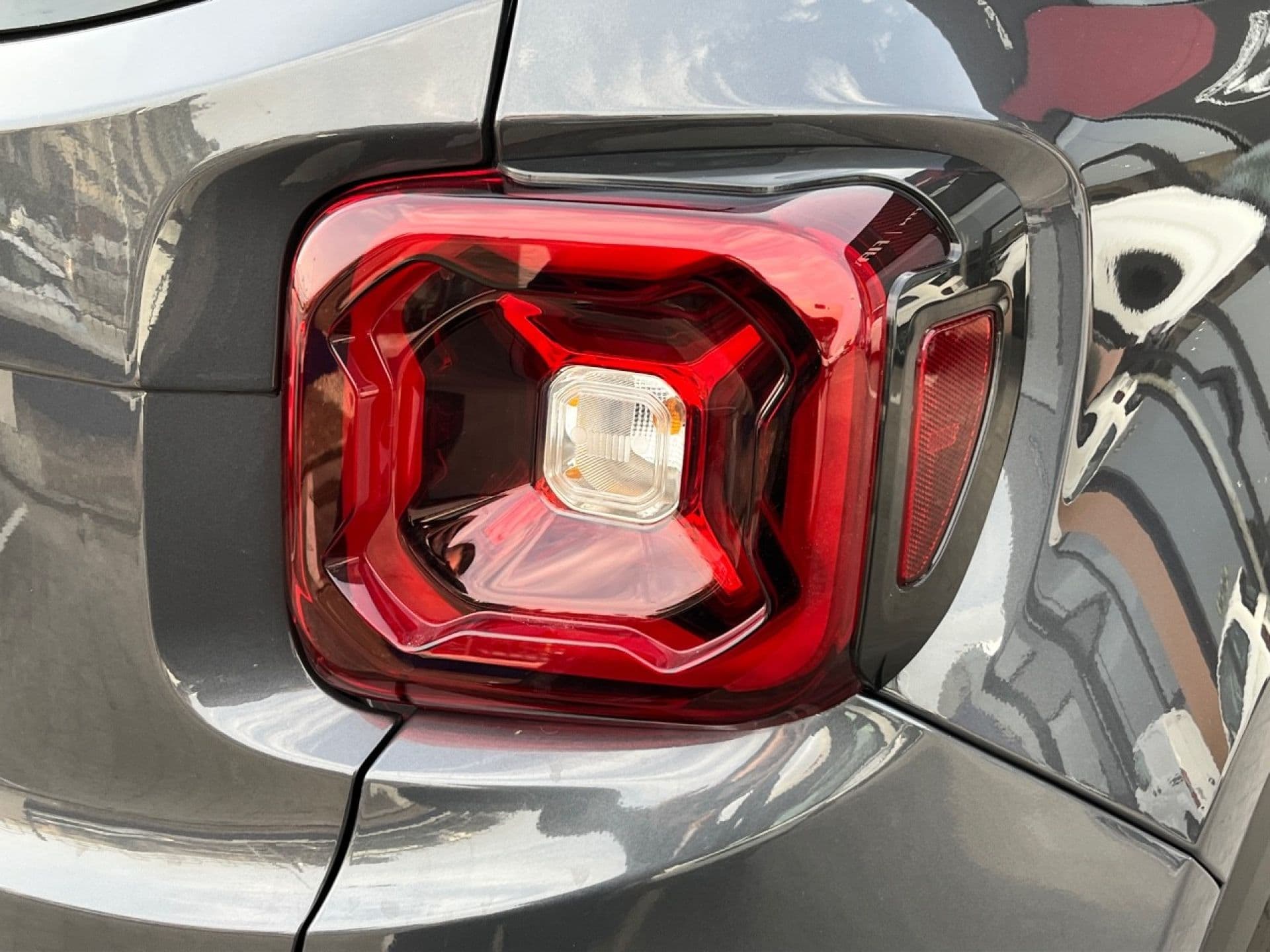 Jeep Renegade – foto 10
