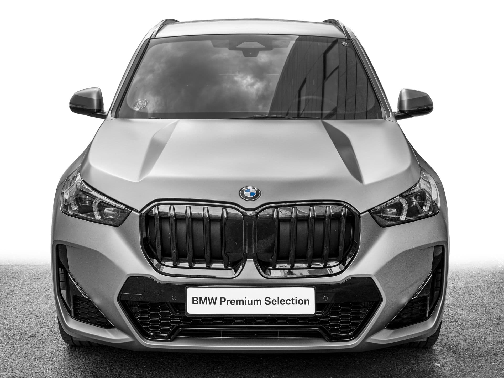 BMW X1 sDrive20d, color Spacesilber (metalizado), 2024, foto 2 de 12
