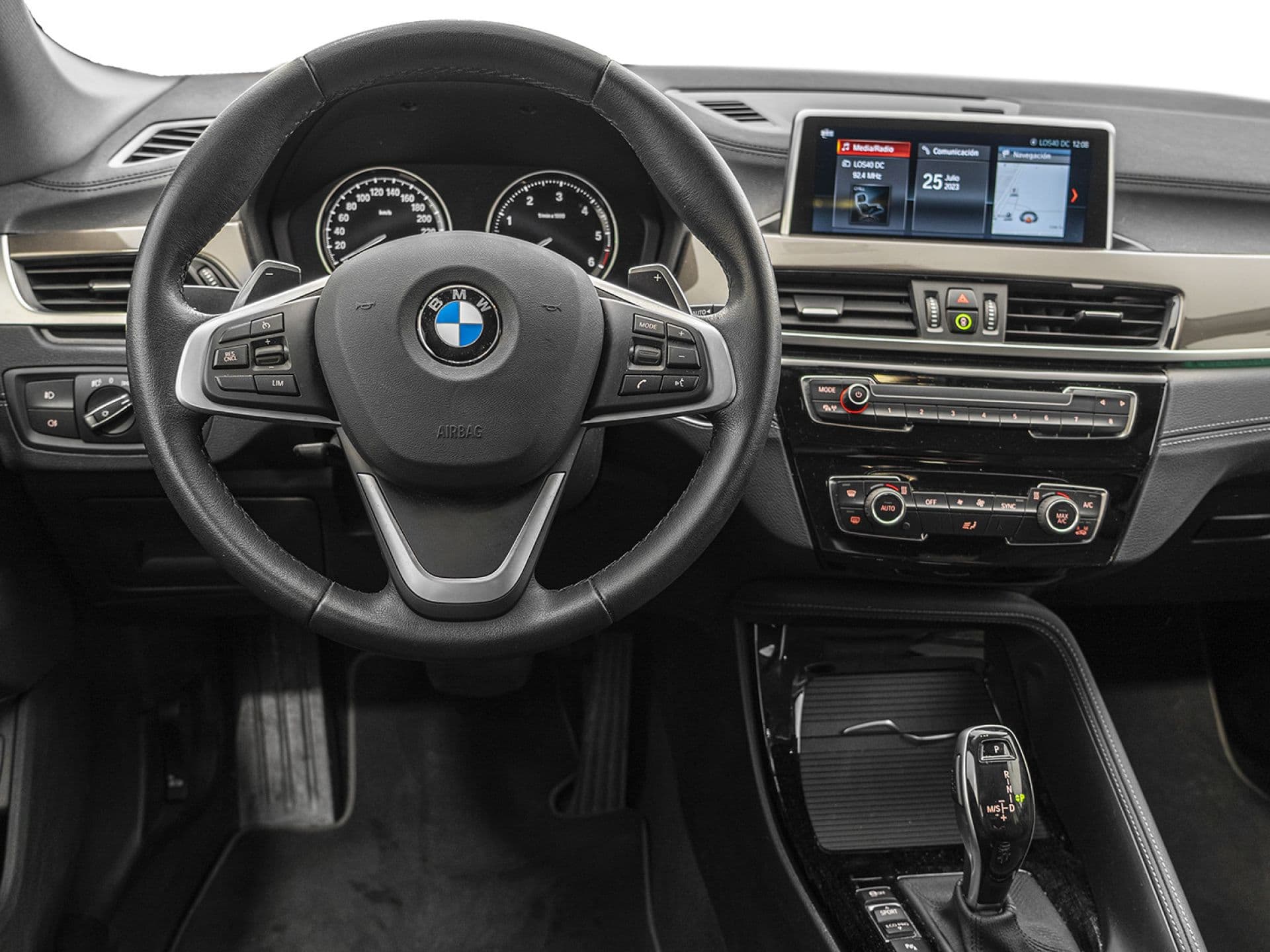 BMW X1 sDrive18d, color Alpinweiß (sólido), 2021, foto 7 de 12