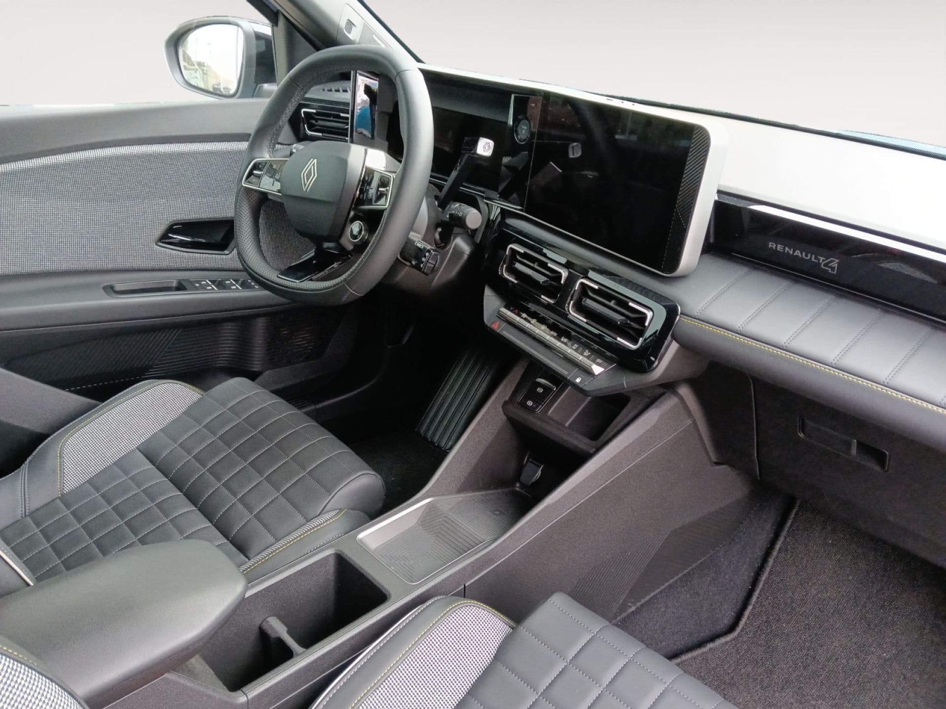 Renault 4 E-Tech – foto 5