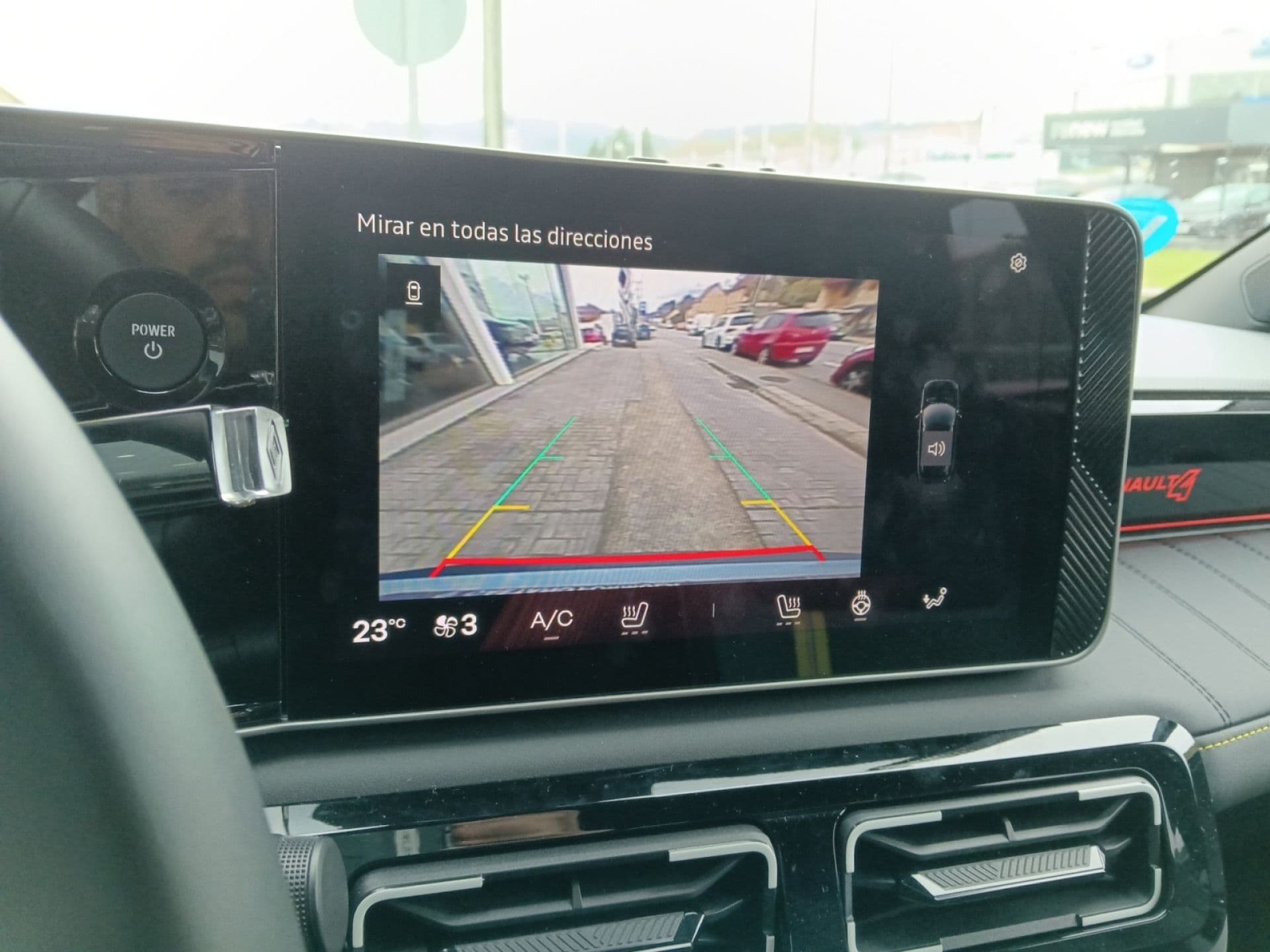 Renault 4 E-Tech – foto 12