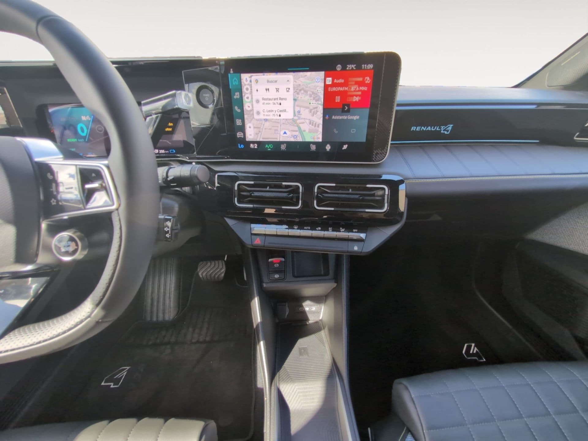 Renault 4 E-Tech – foto 10