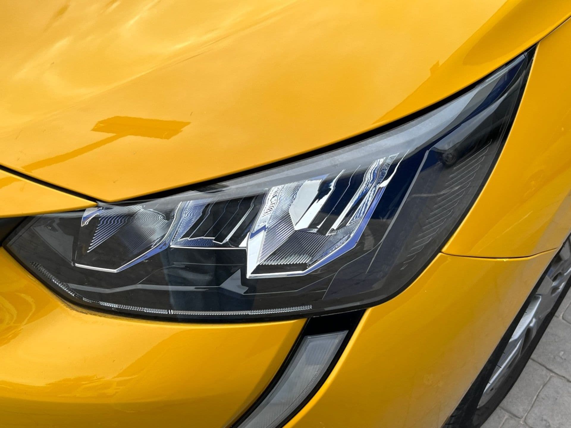 Peugeot 208 – foto 9