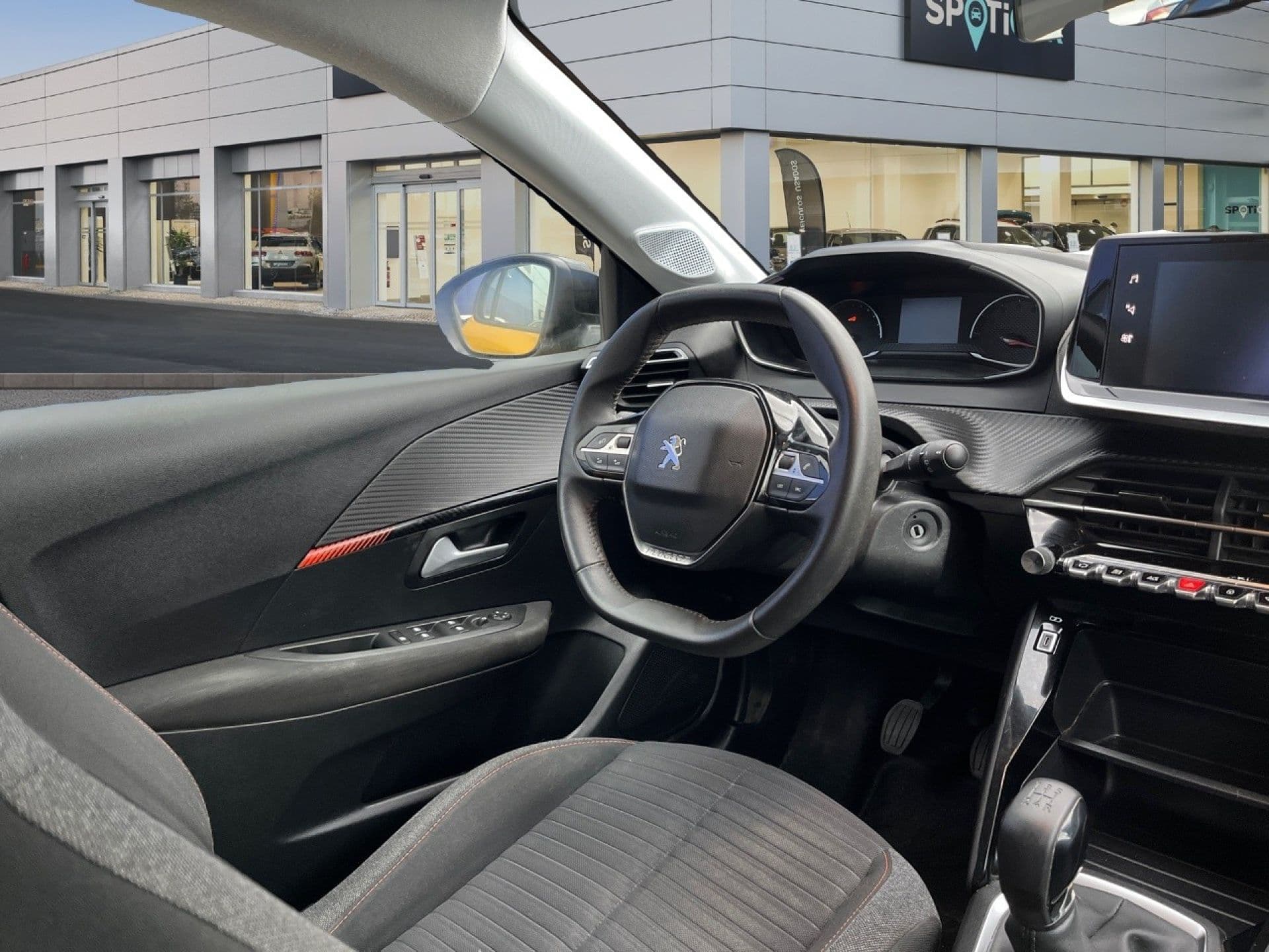 Peugeot 208 – foto 14