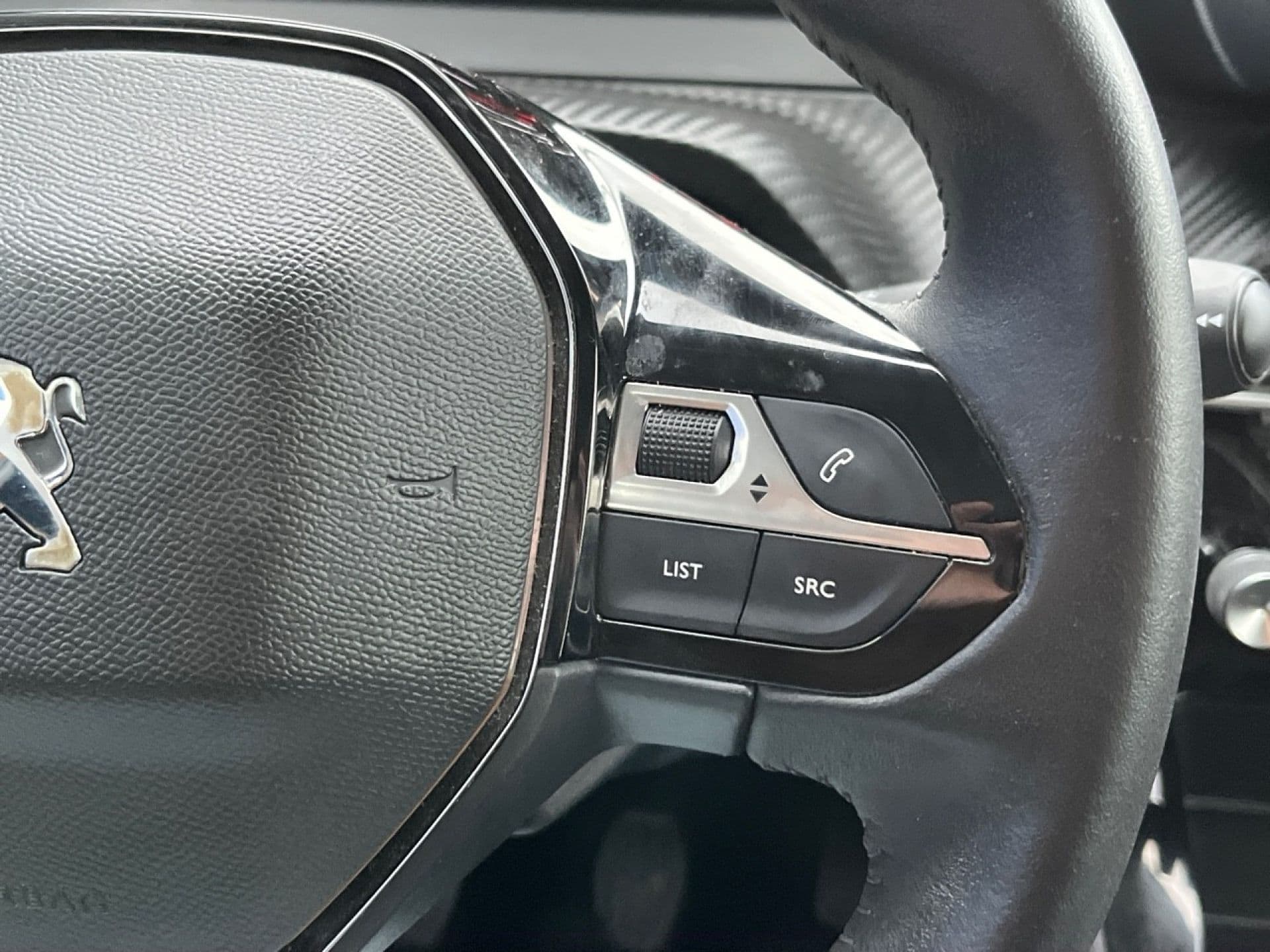 Peugeot 208 – foto 22