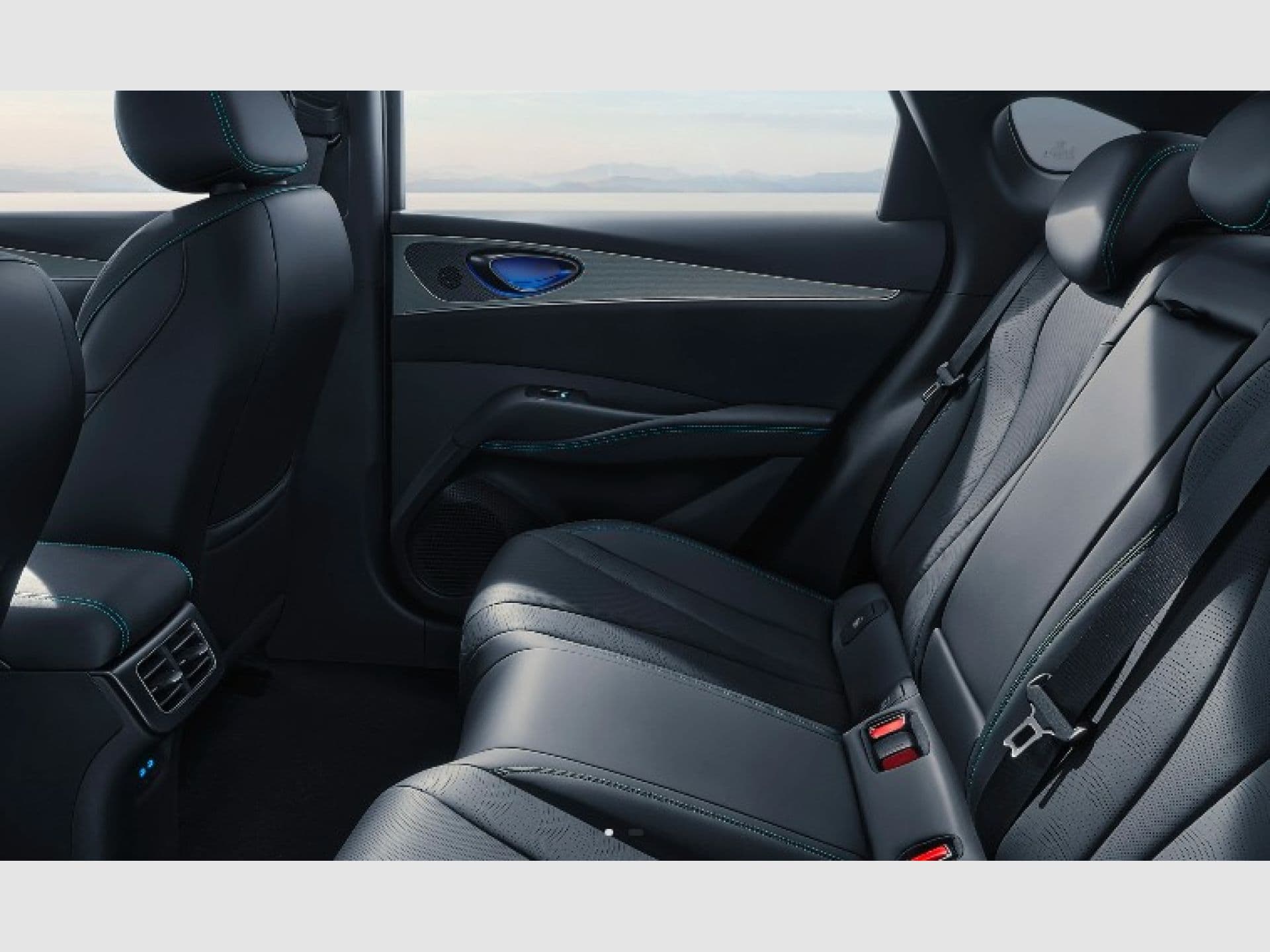 BYD Seal 6 DM-i – foto 3