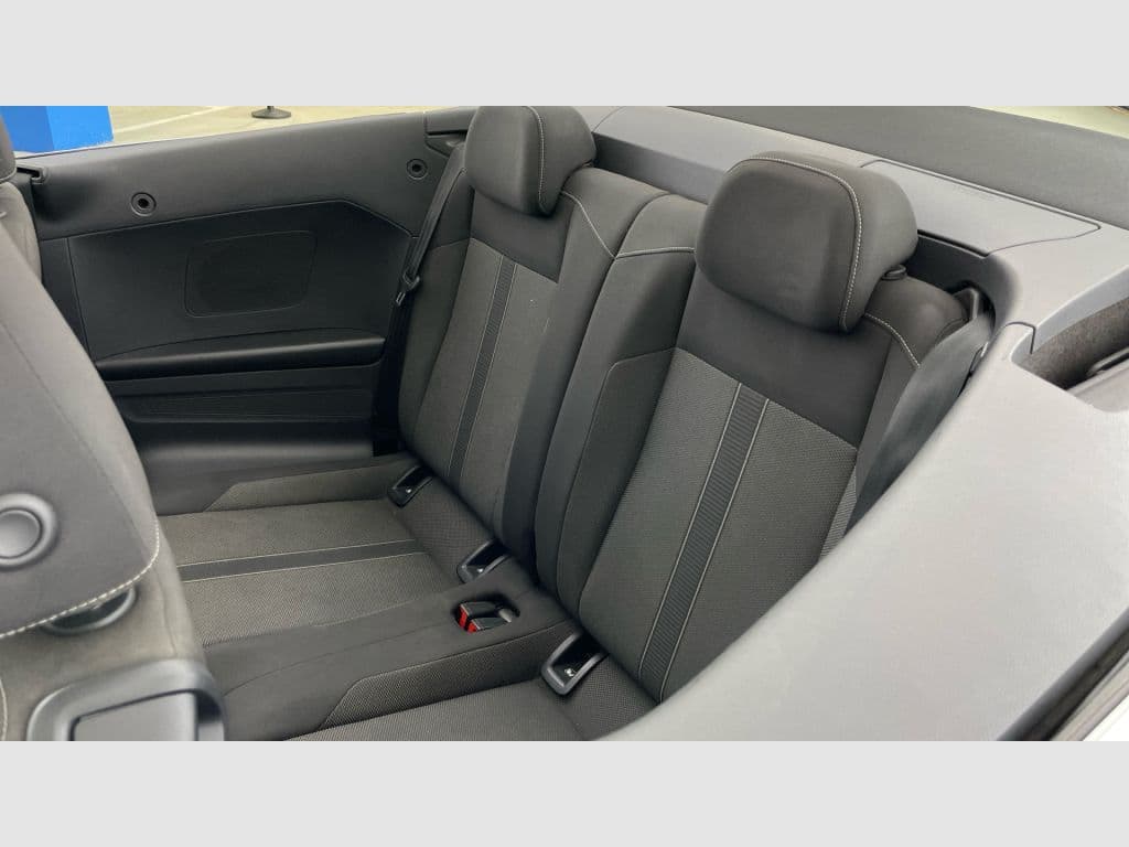 Volkswagen T-Roc – foto 12