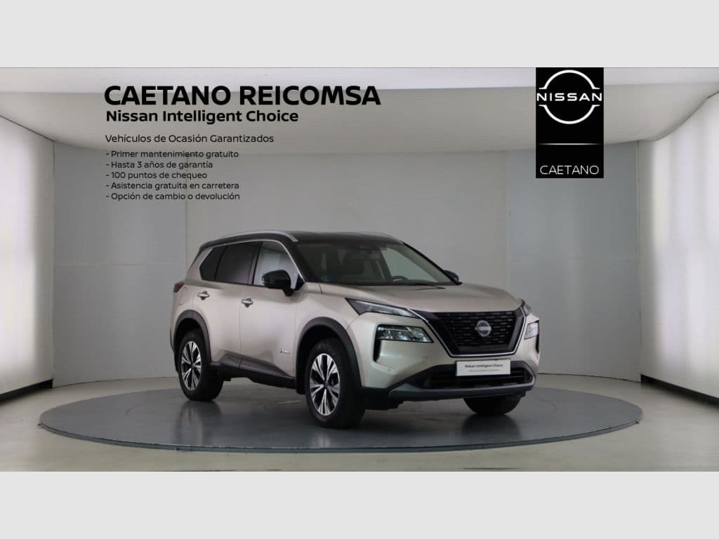Nissan X-Trail 7plz 1.5e-POWER 158 kW(213 CV)4x4NCONNECTA, color CHAMPAGNE SILVER+GALAXY BLACK, 2023