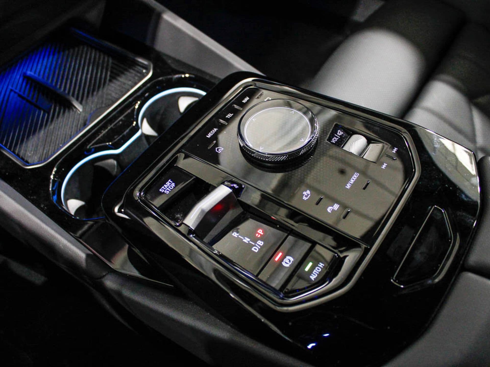 BMW i5 – foto 16