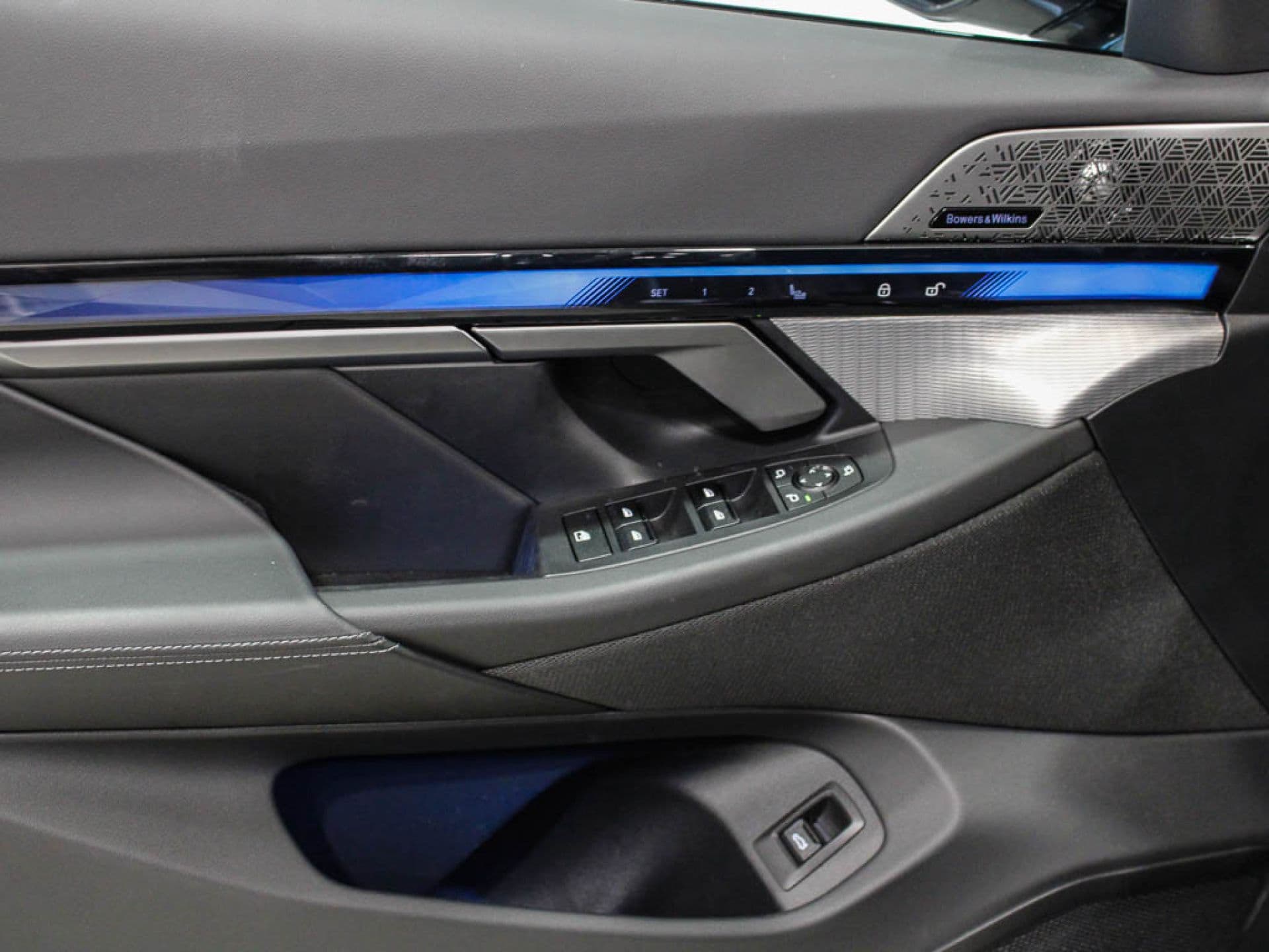 BMW i5 – foto 17