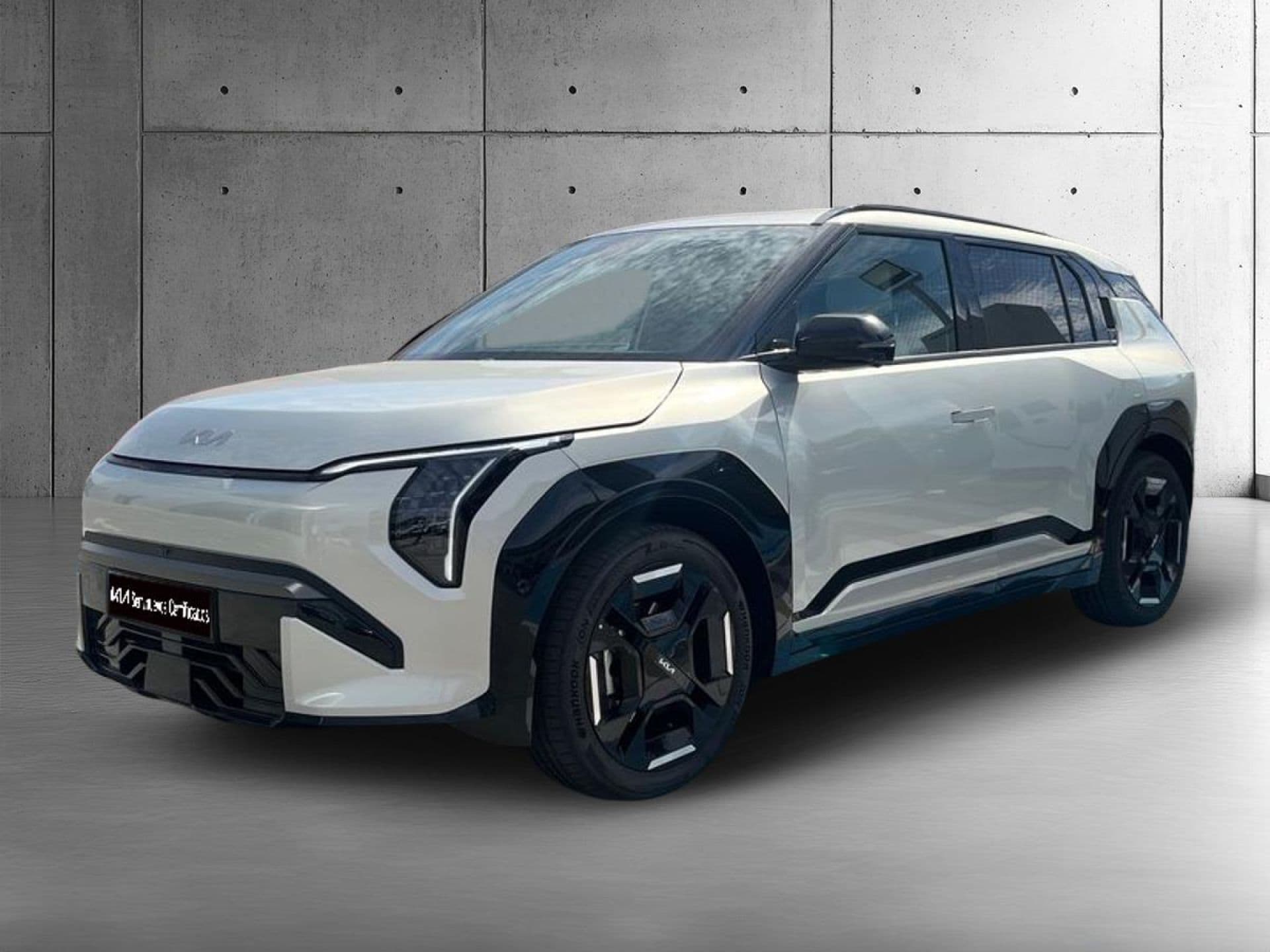 Kia EV3 GT-line Long Range, color Ivory Silver (metalizada), 2025