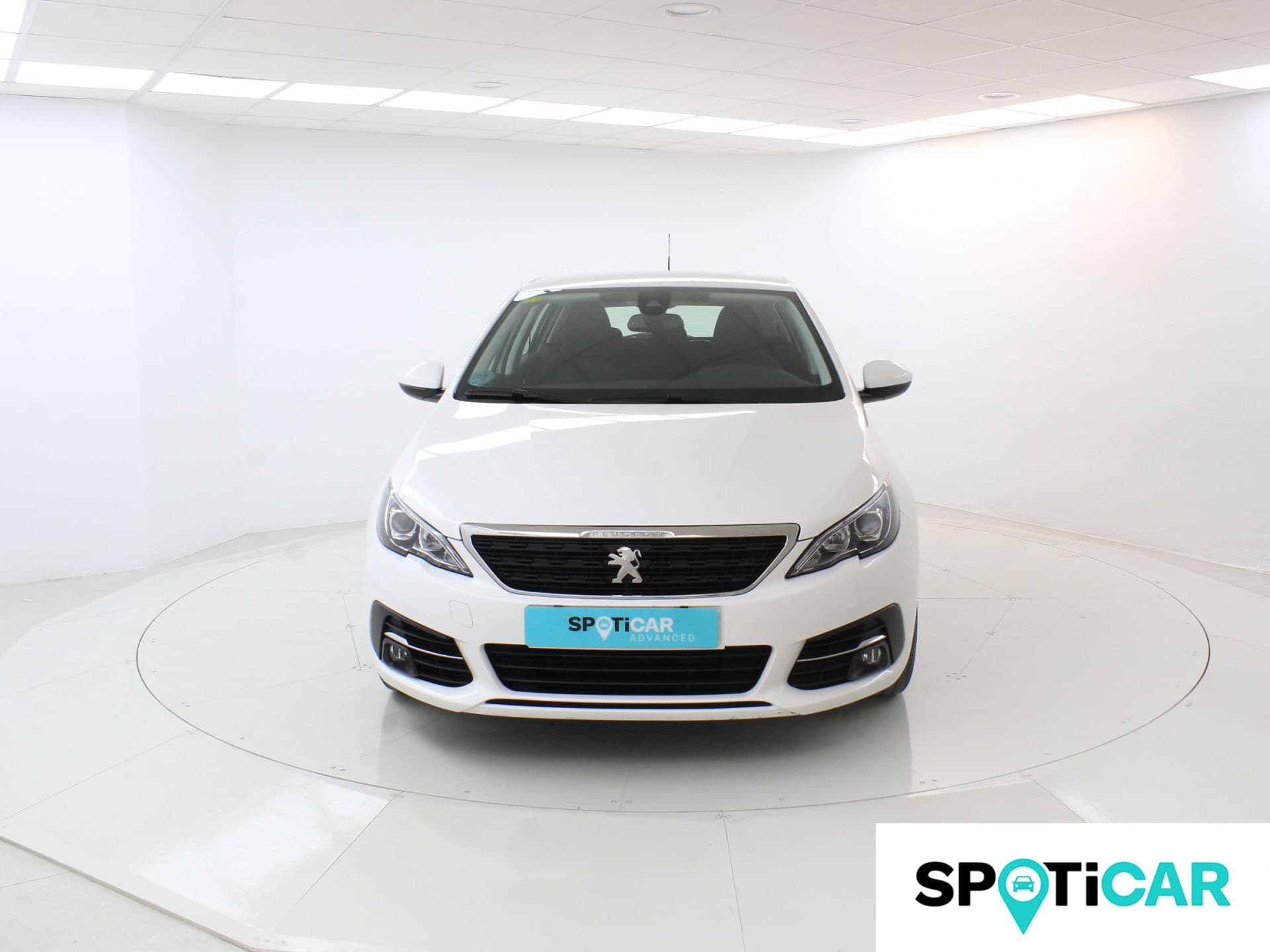 Peugeot 308 5p Active Pack PureTech 110 S&S, color Blanco, 2020, foto 3 de 6