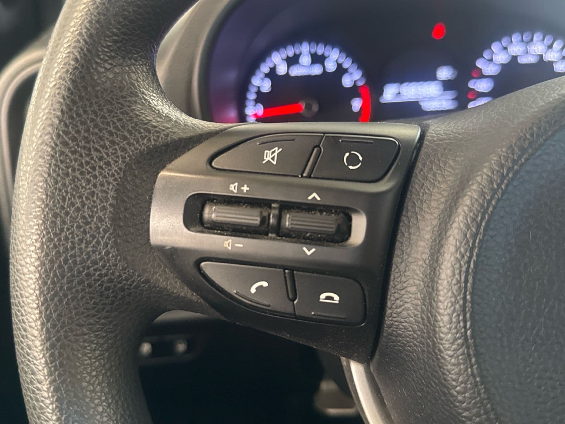 Kia Picanto – foto 18