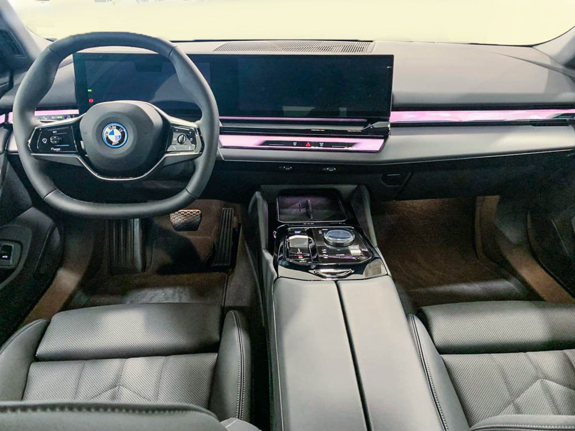 BMW i5 – foto 7