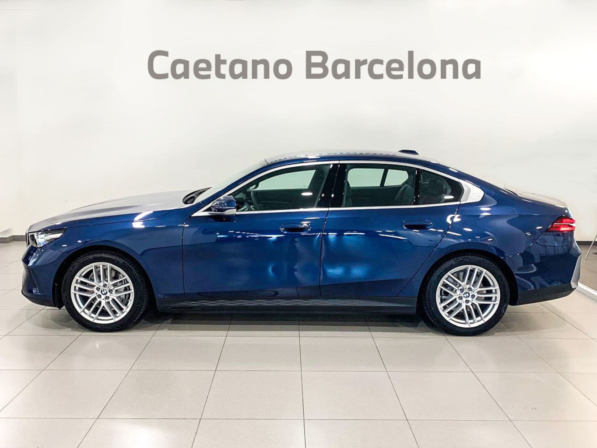 BMW i5 – foto 3
