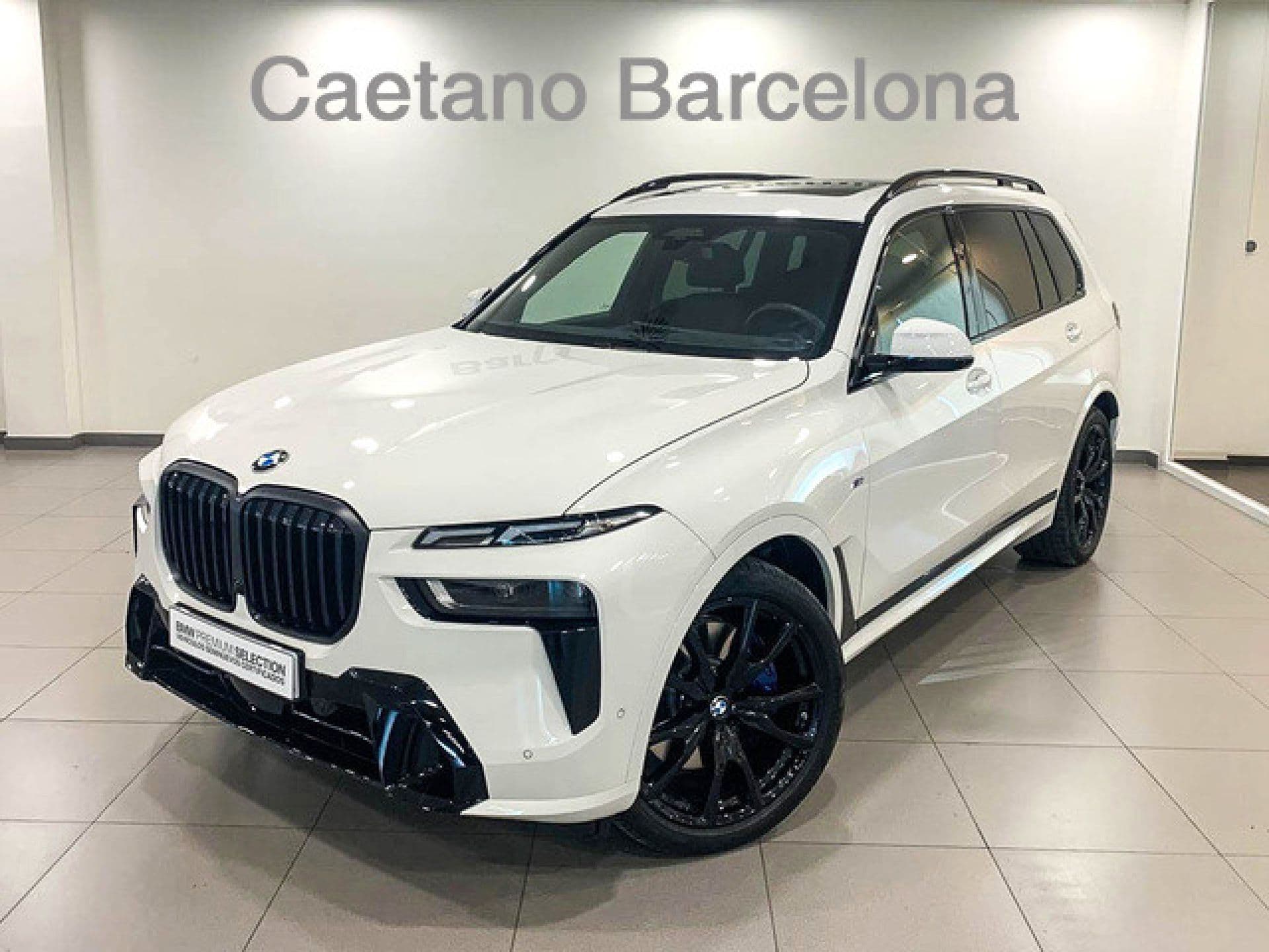 BMW X7 xDrive40d, color Alpinweiss sólida, 2026, foto 1 de 8