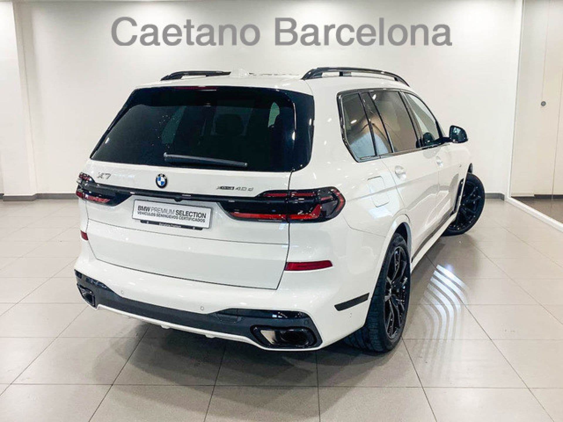 BMW X7 xDrive40d, color Alpinweiss sólida, 2026, foto 4 de 8