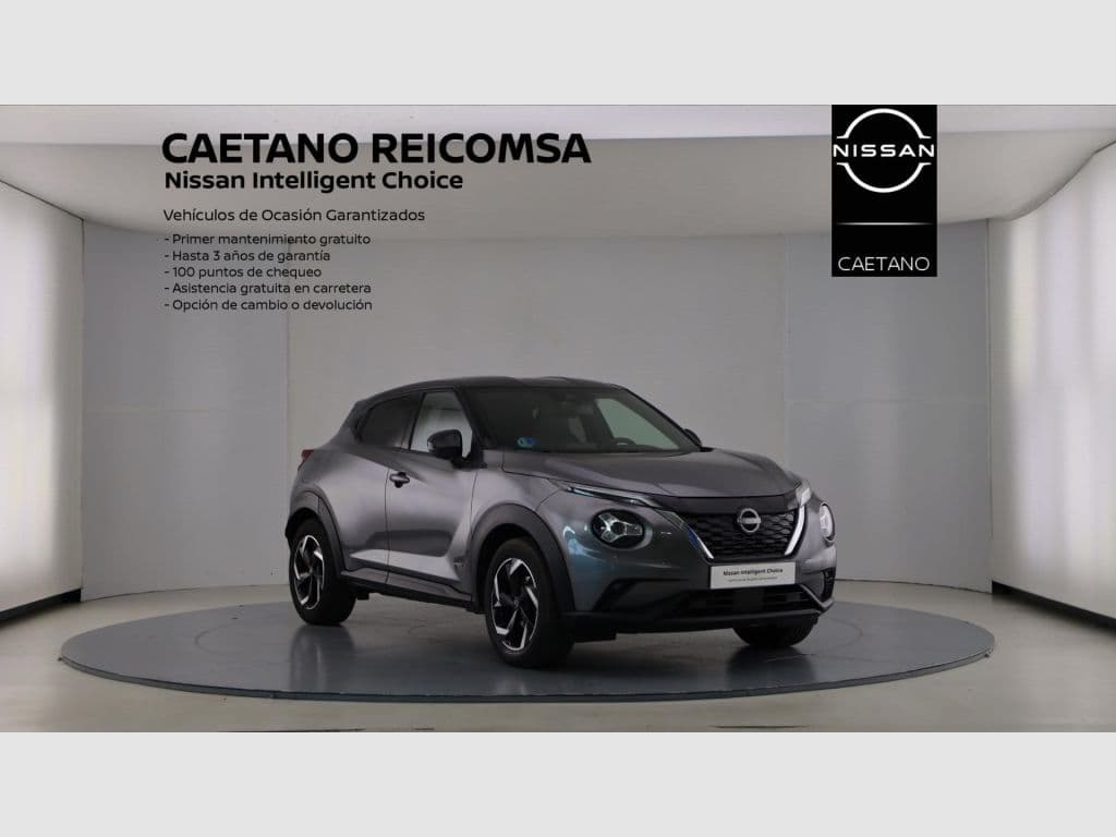 Nissan JUKE 1.6 Hybrid 105kW (145CV) N-Connecta, color Katana Grey Metalizado Techo Midnight Black, 2023