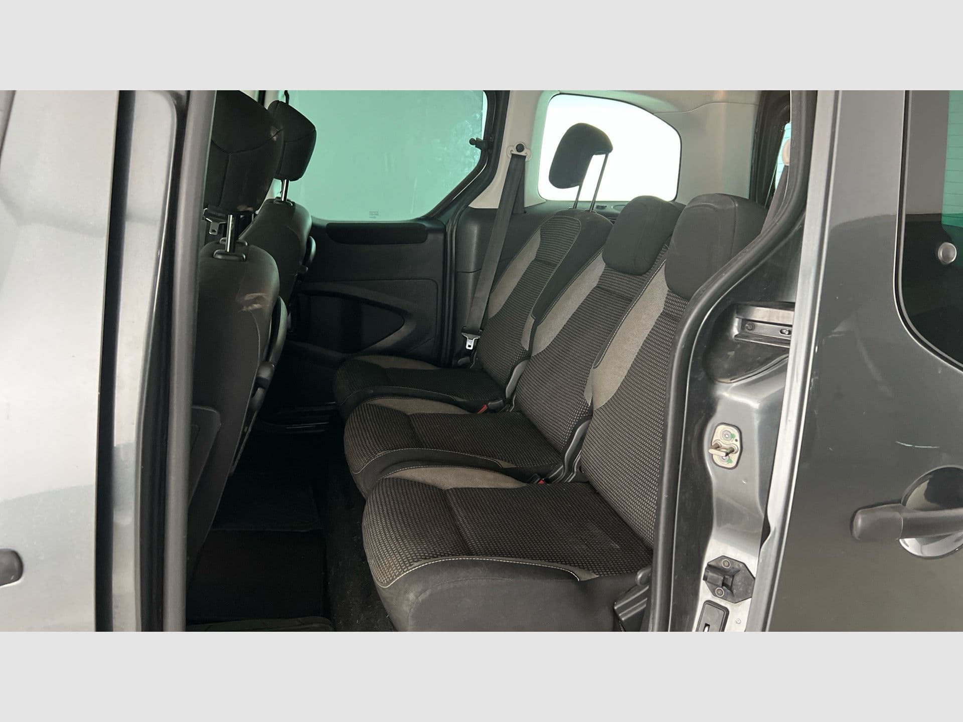 Peugeot Partner – foto 13