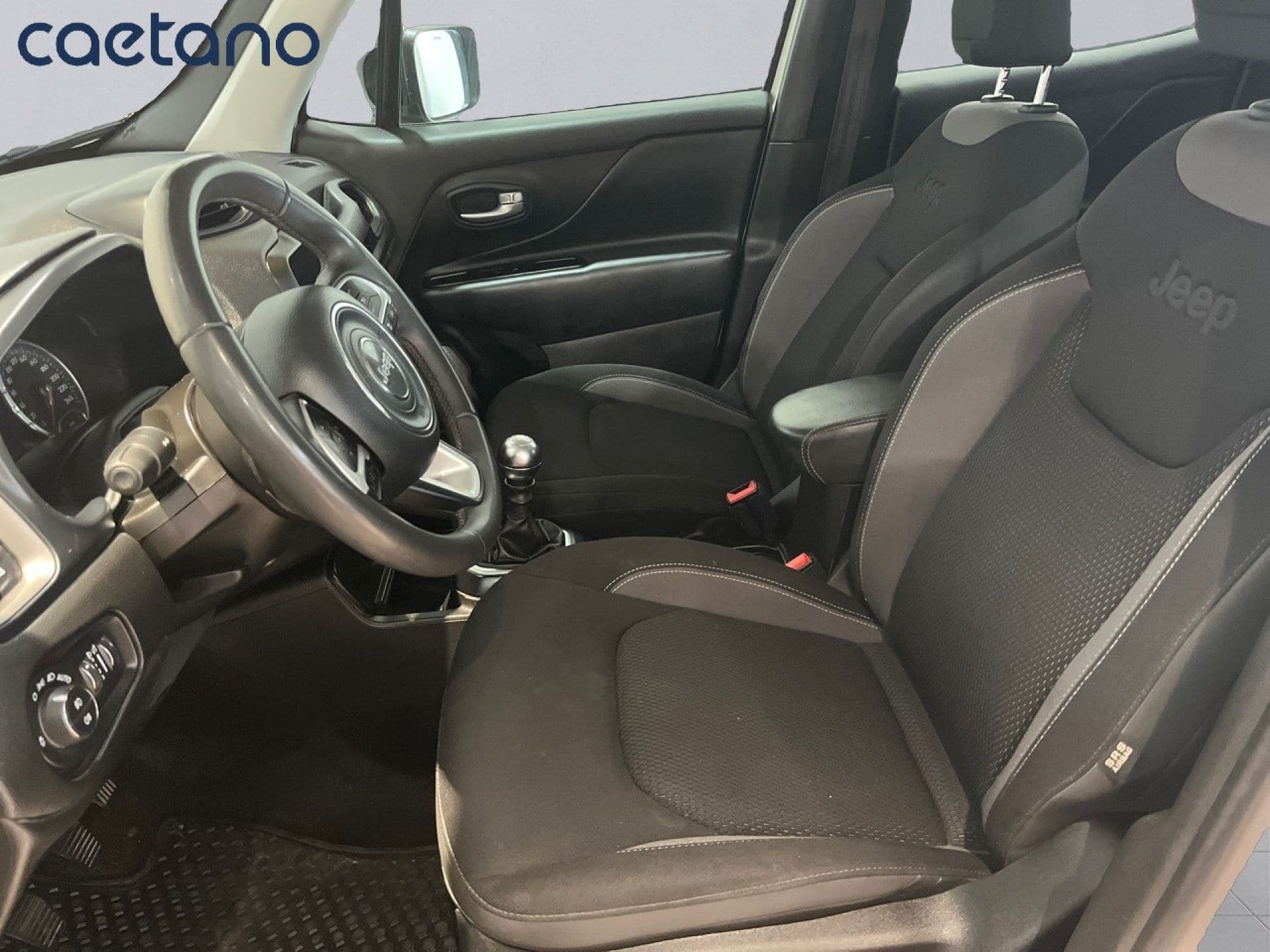 Jeep Renegade – foto 11
