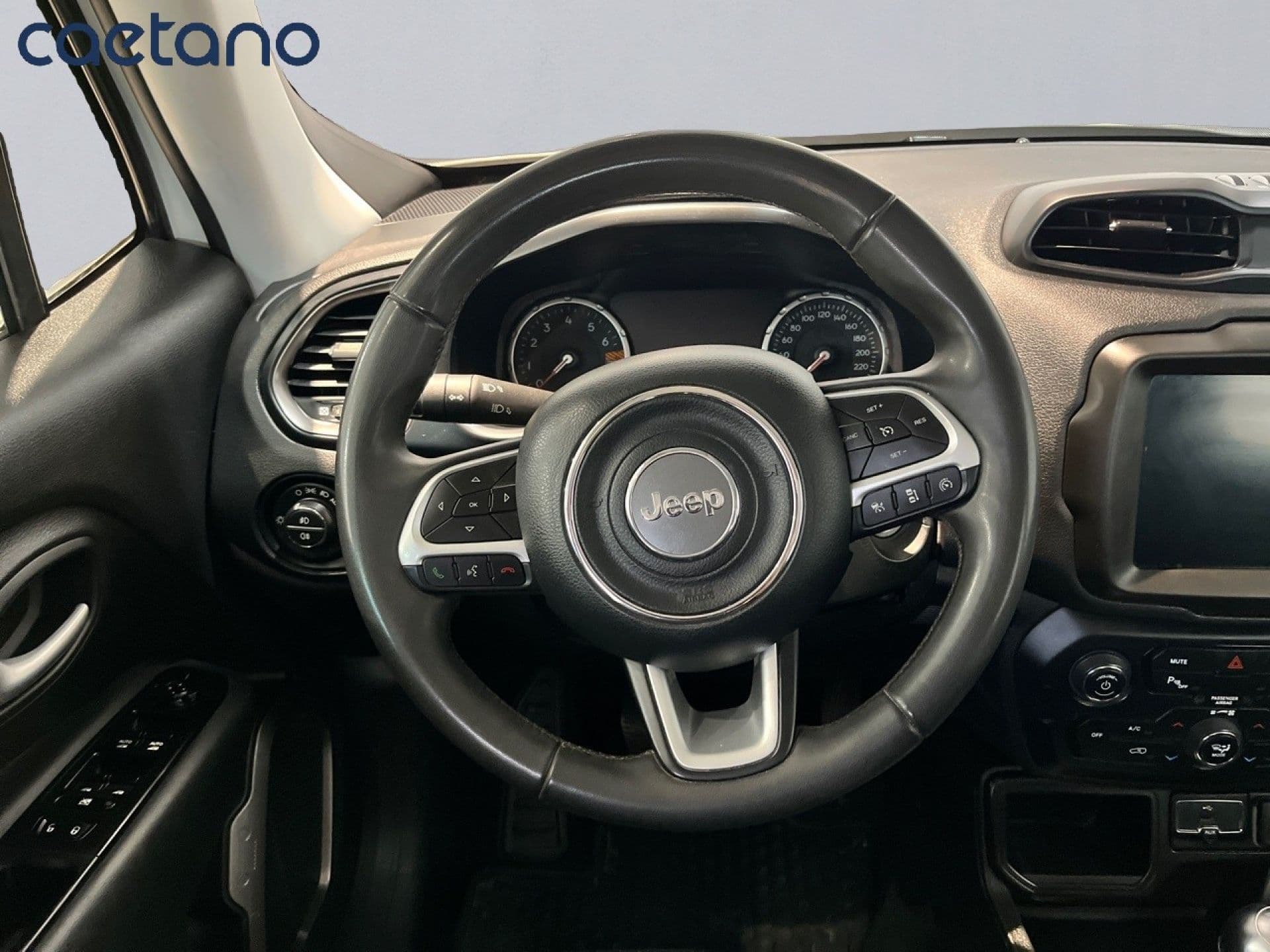 Jeep Renegade – foto 15
