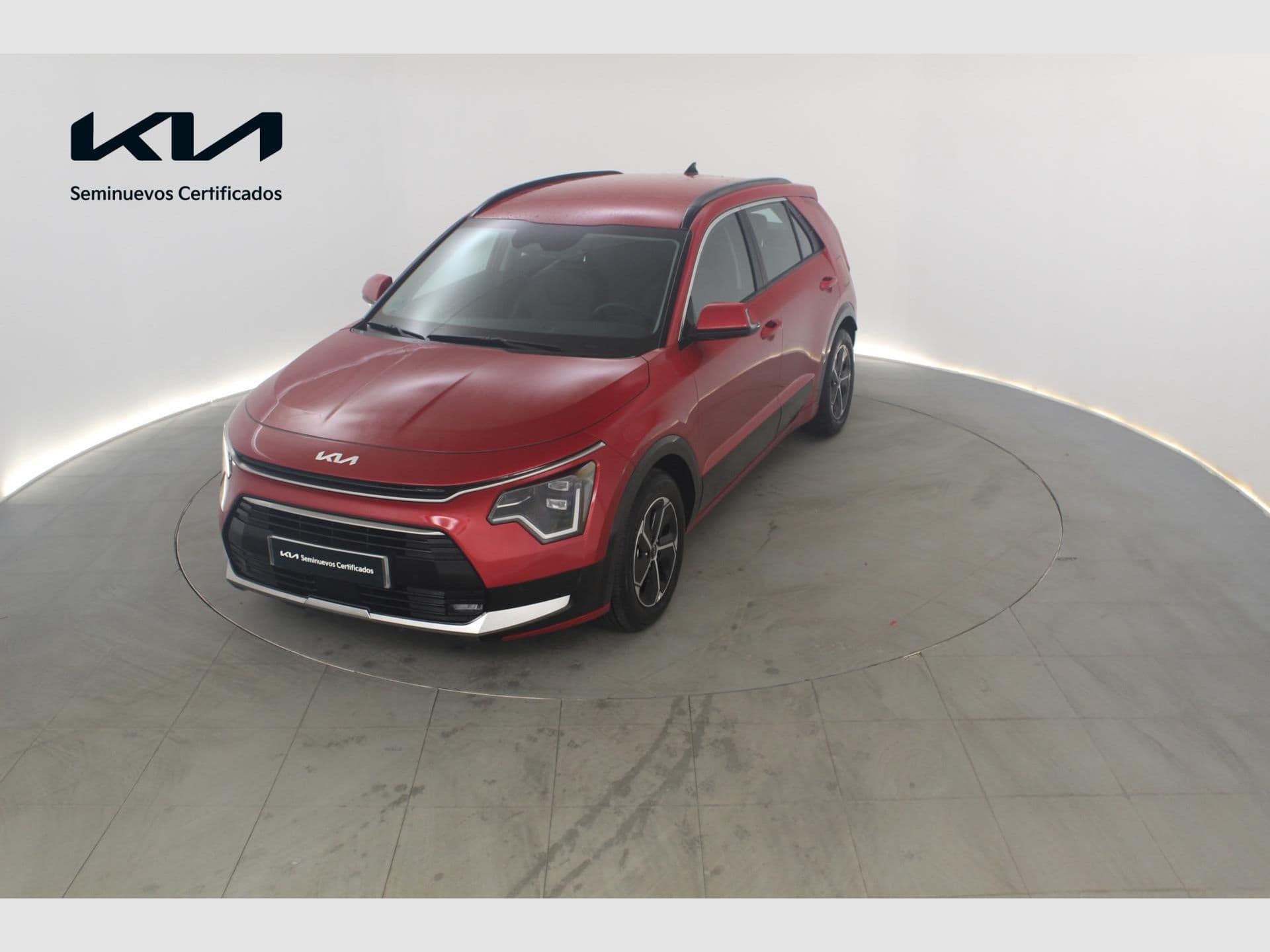 Kia Niro 1.6 GDi HEV 104kW (141CV) Drive, color Runway Red (metalizado), 2022