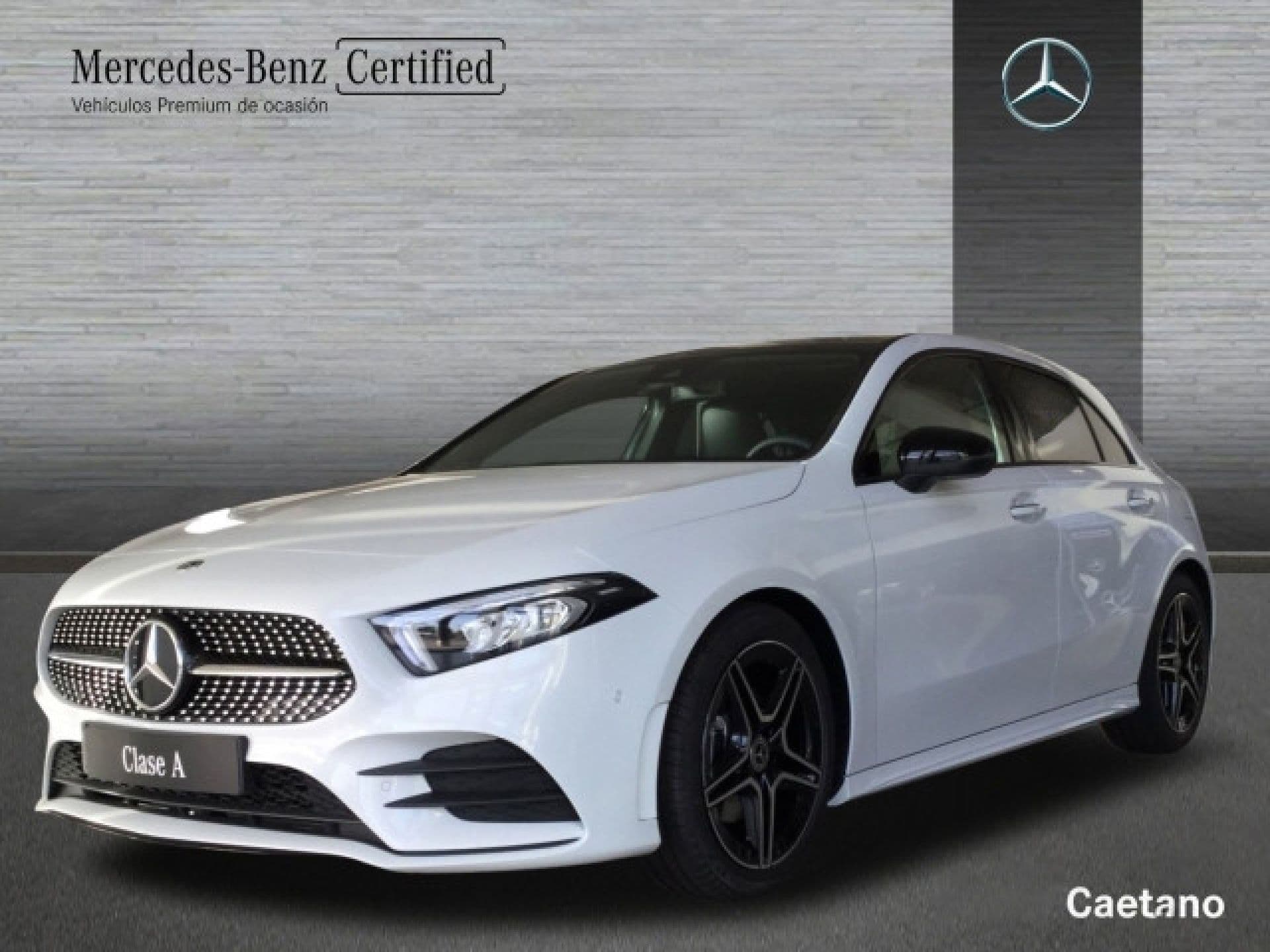 Mercedes-Benz Clase A 180, color Blanco, 2022