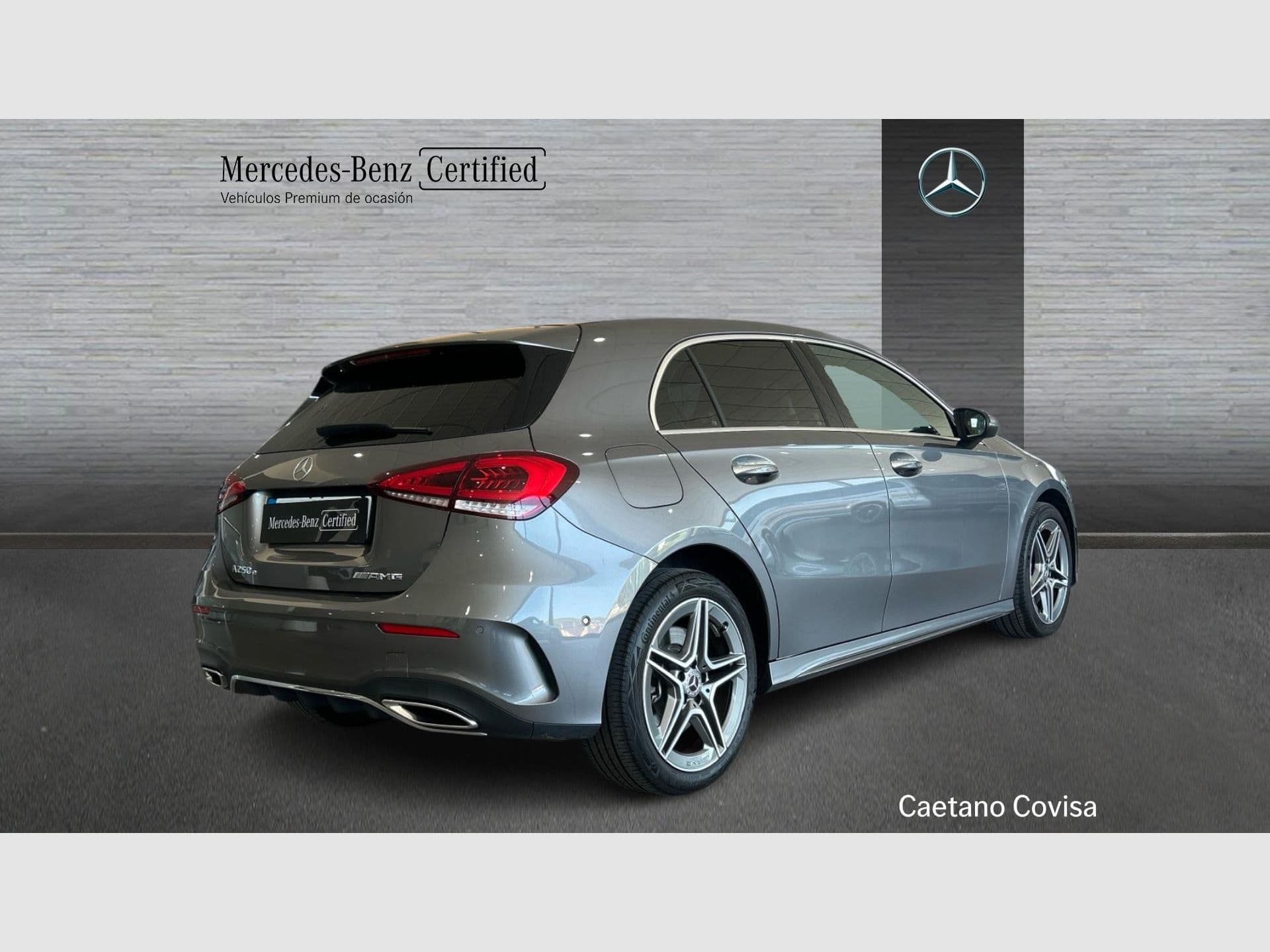 Mercedes-Benz Clase A 250 e, color Gris Montaña (metalizado), 2021, foto 2 de 8