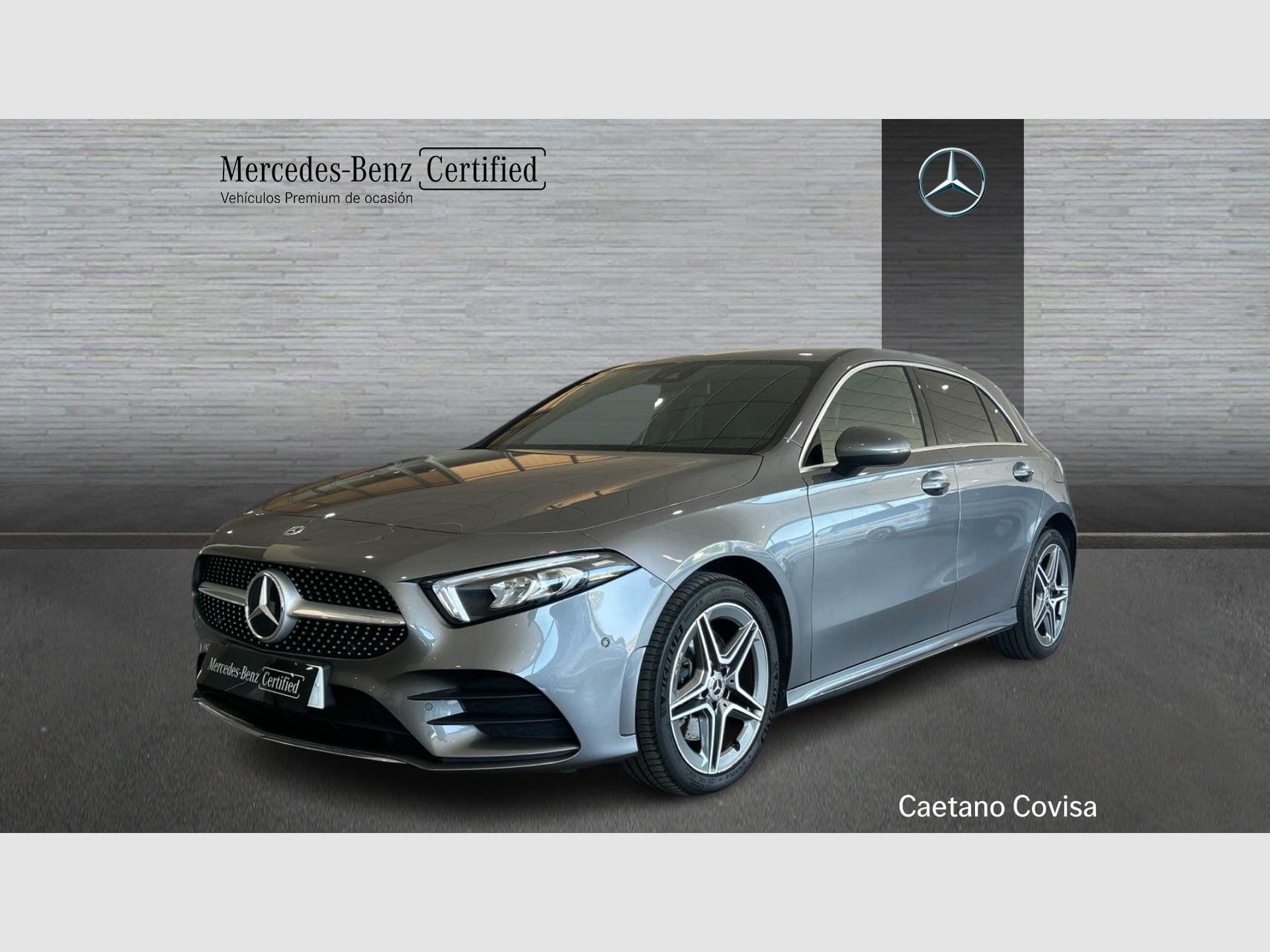 Mercedes-Benz Clase A 250 e, color Gris Montaña (metalizado), 2021, foto 1 de 8