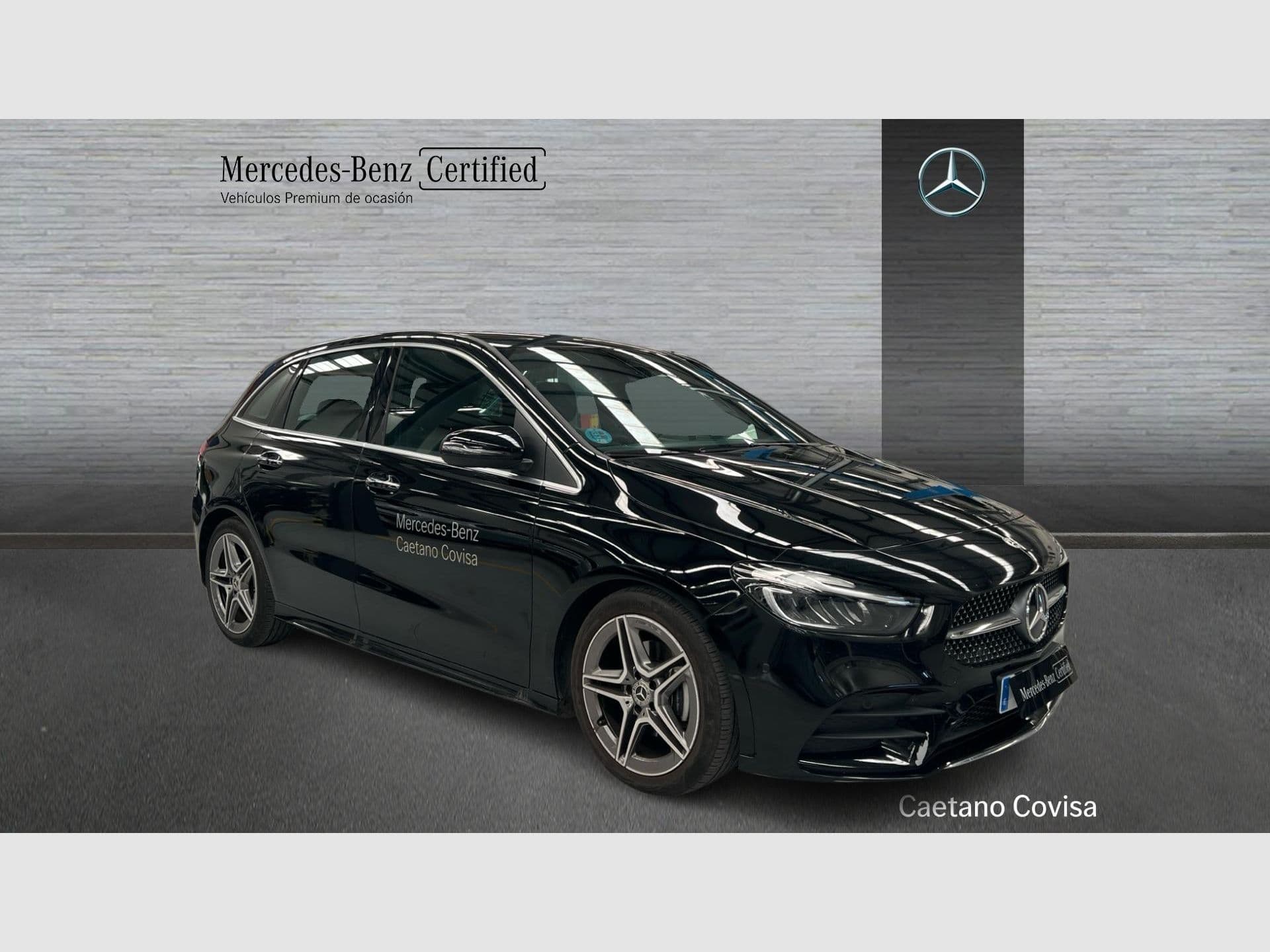 Mercedes-Benz Clase B 200 d, color Negro noche (sólida), 2024, foto 3 de 8