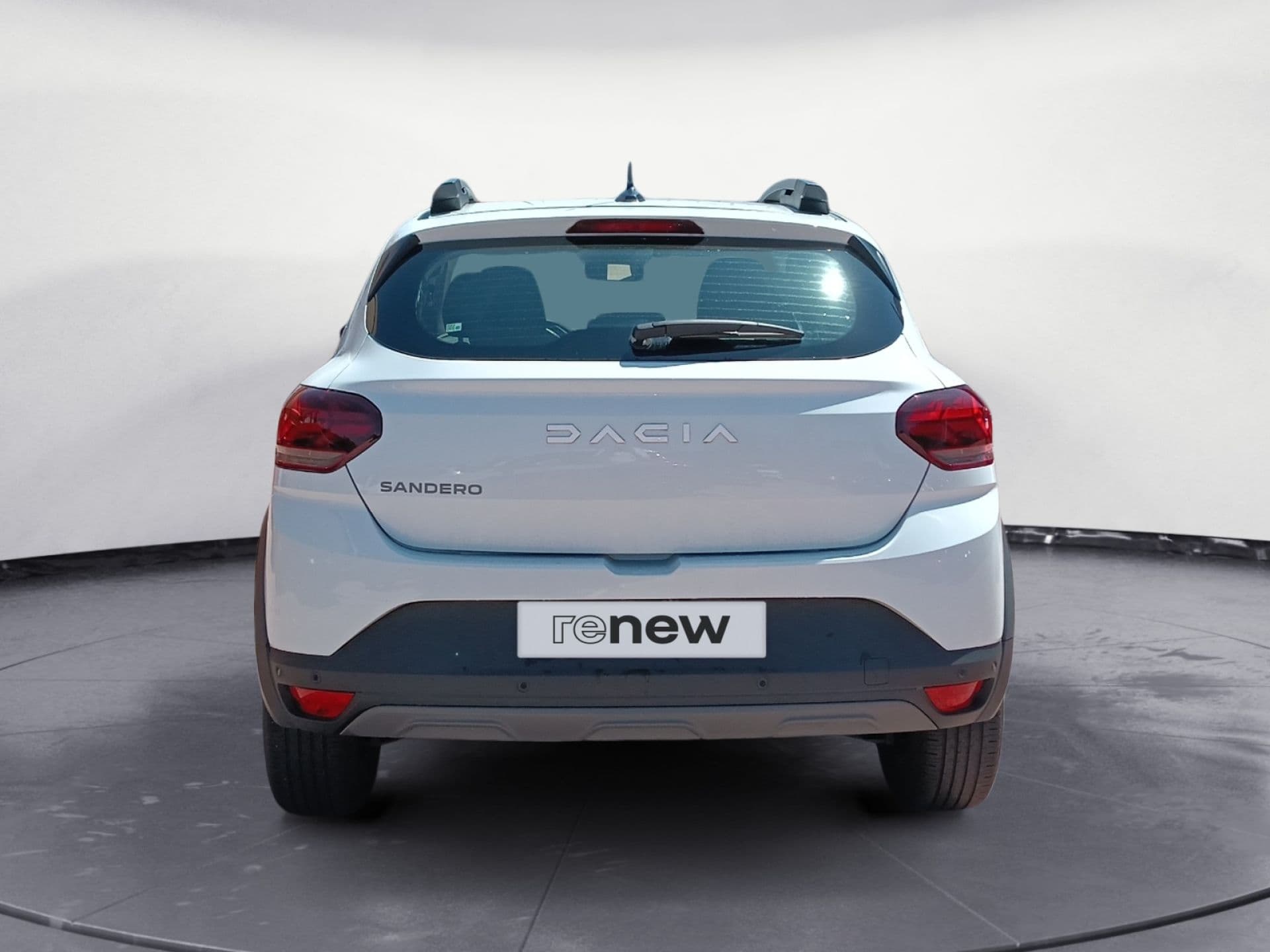 Dacia Sandero Stepway Expression Go 74kW (100CV) ECO-G, color Blanco Glaciar (opaco), 2024, foto 4 de 6