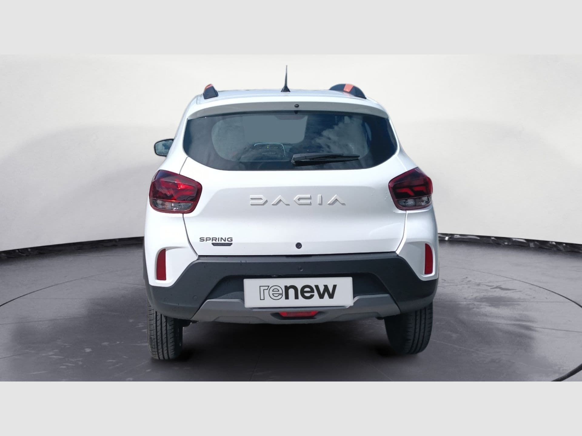 Dacia Spring Extreme Electric 48kW (65CV), color Blanco Caolin (opaco), 2024, foto 4 de 6