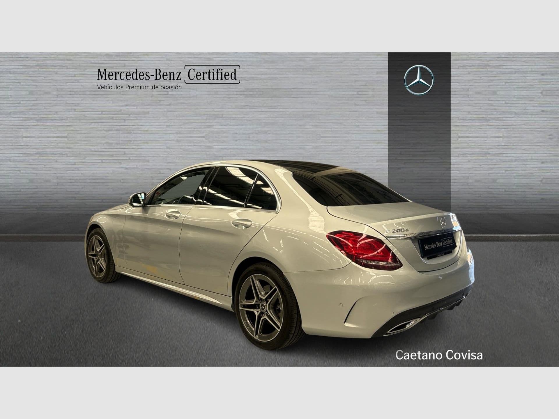 Mercedes-Benz Clase C 200 d, color Plata Iridio (metalizado), 2020, foto 4 de 8