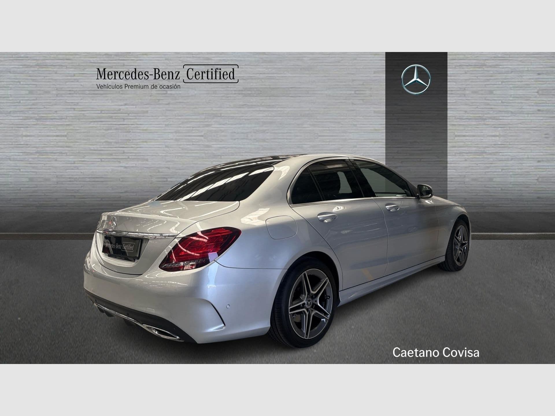 Mercedes-Benz Clase C 200 d, color Plata Iridio (metalizado), 2020, foto 2 de 8