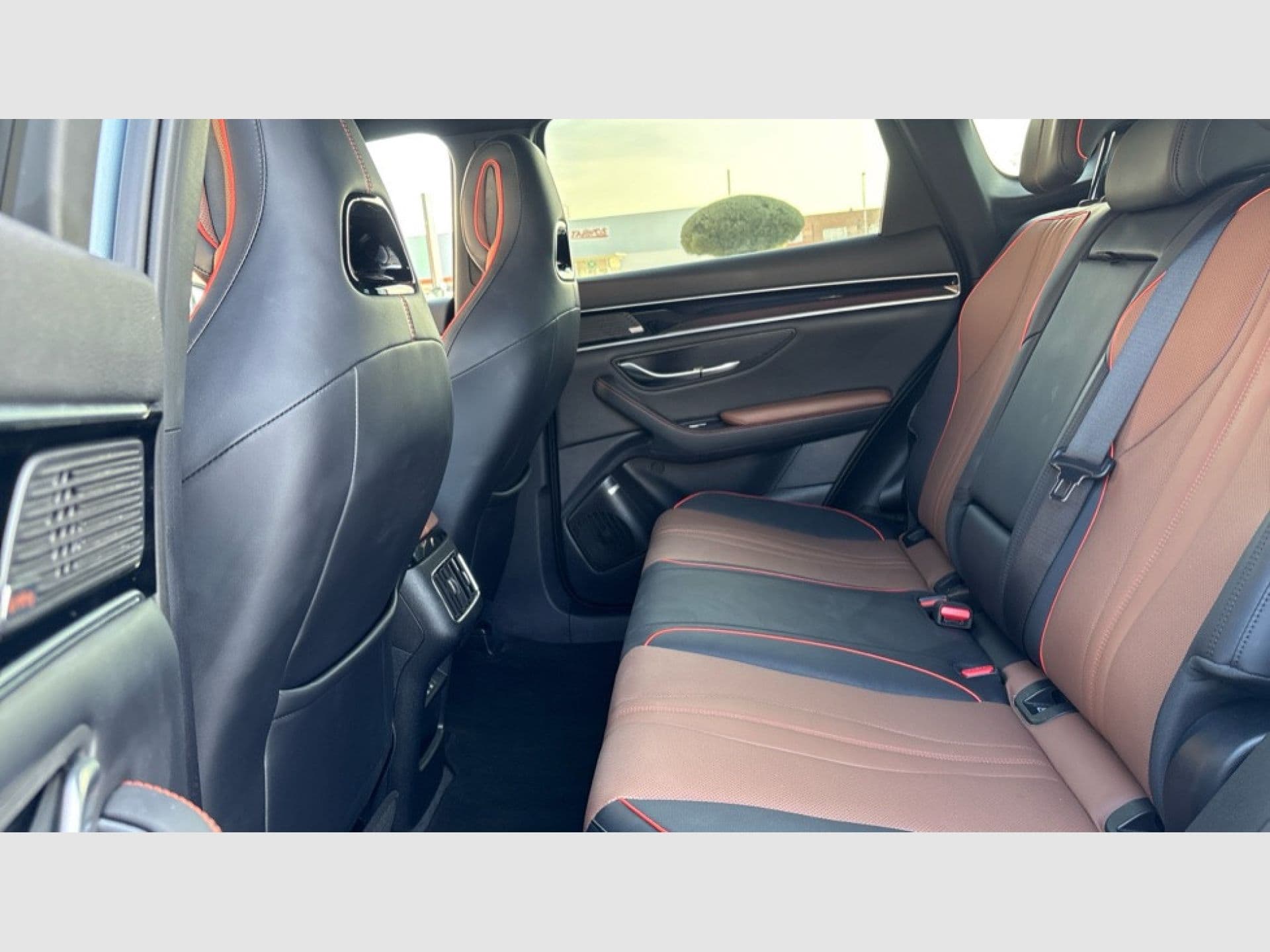 BYD Seal U DM-i – foto 4