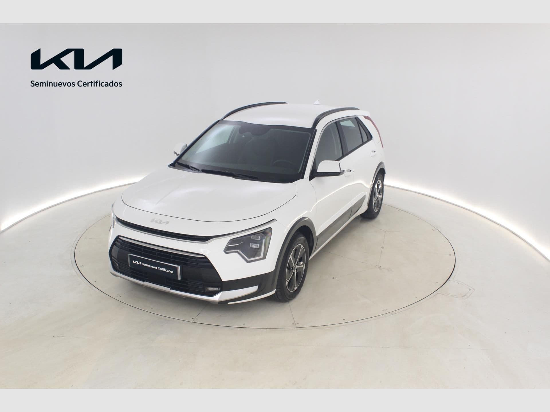 Kia Niro 1.6 GDi HEV 95kW (129CV) Drive, color Clear White (sólido), 2025
