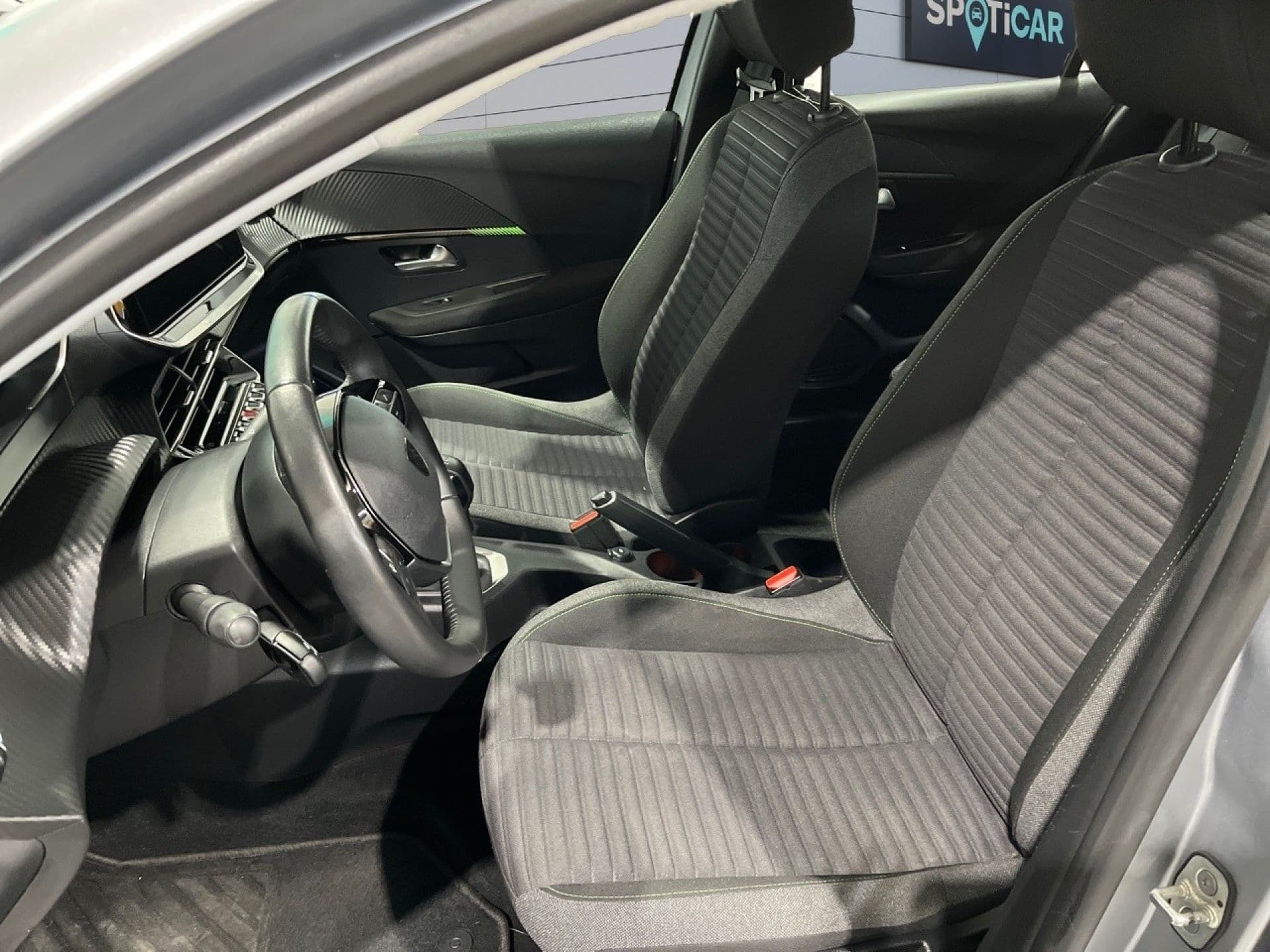 Peugeot 208 – foto 11