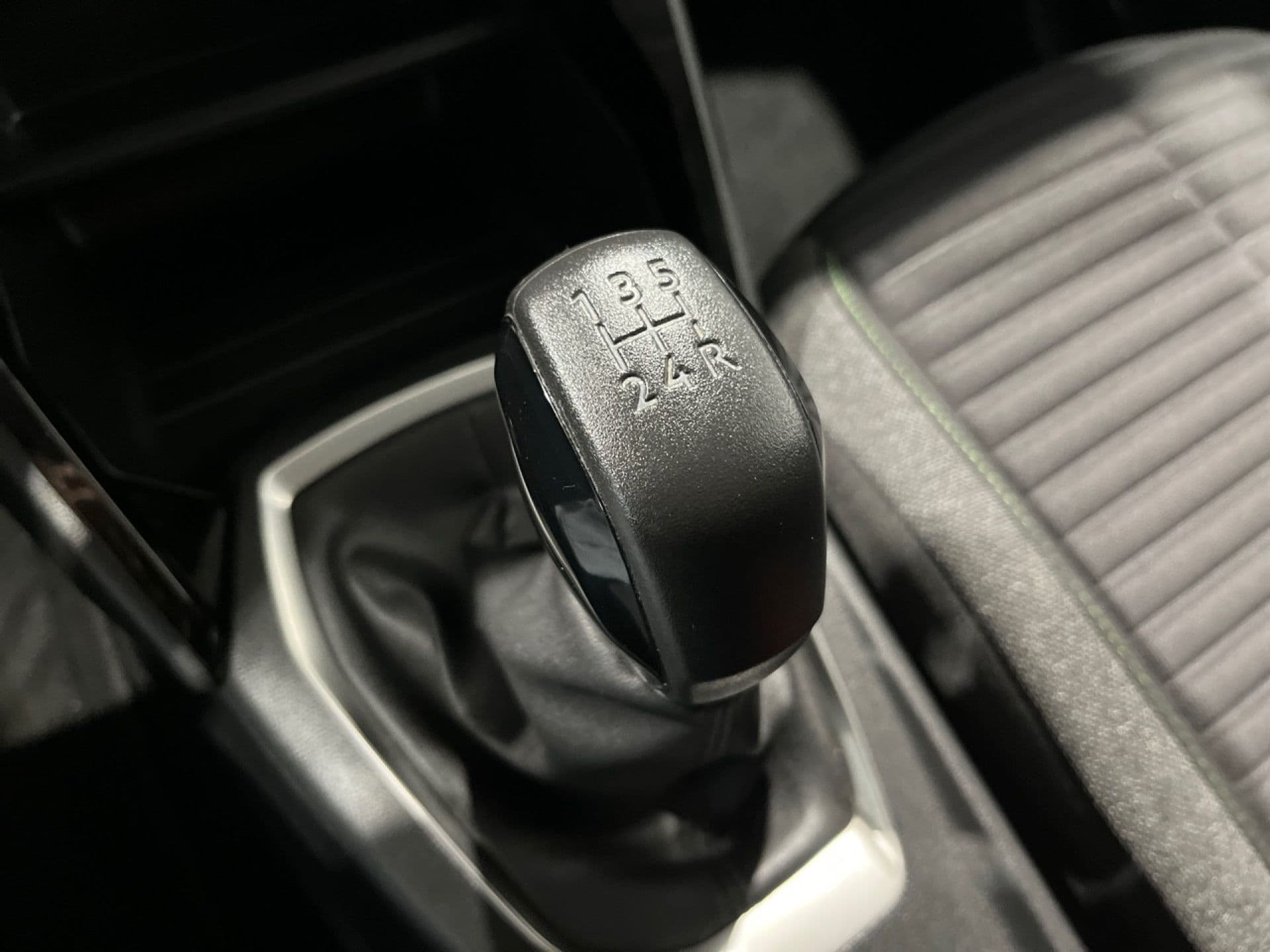Peugeot 208 – foto 18
