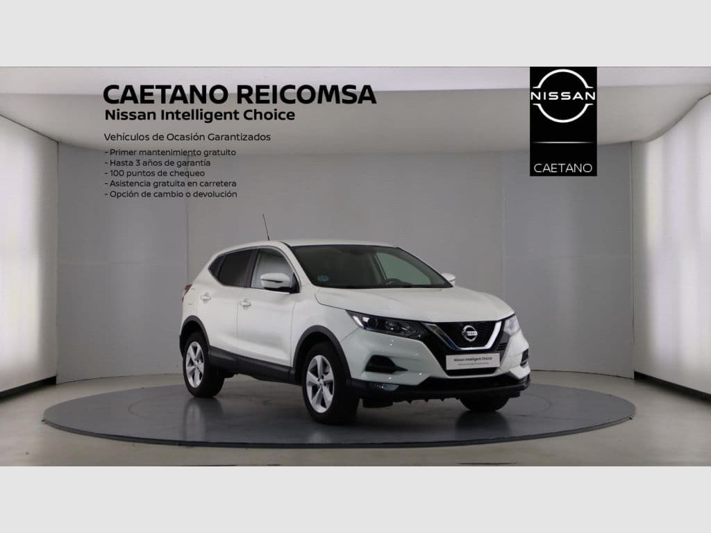 Nissan Qashqai DIG-T 103kW (140CV) mHEV 4x2 Acenta, color Sapporo White (sólido), 2021