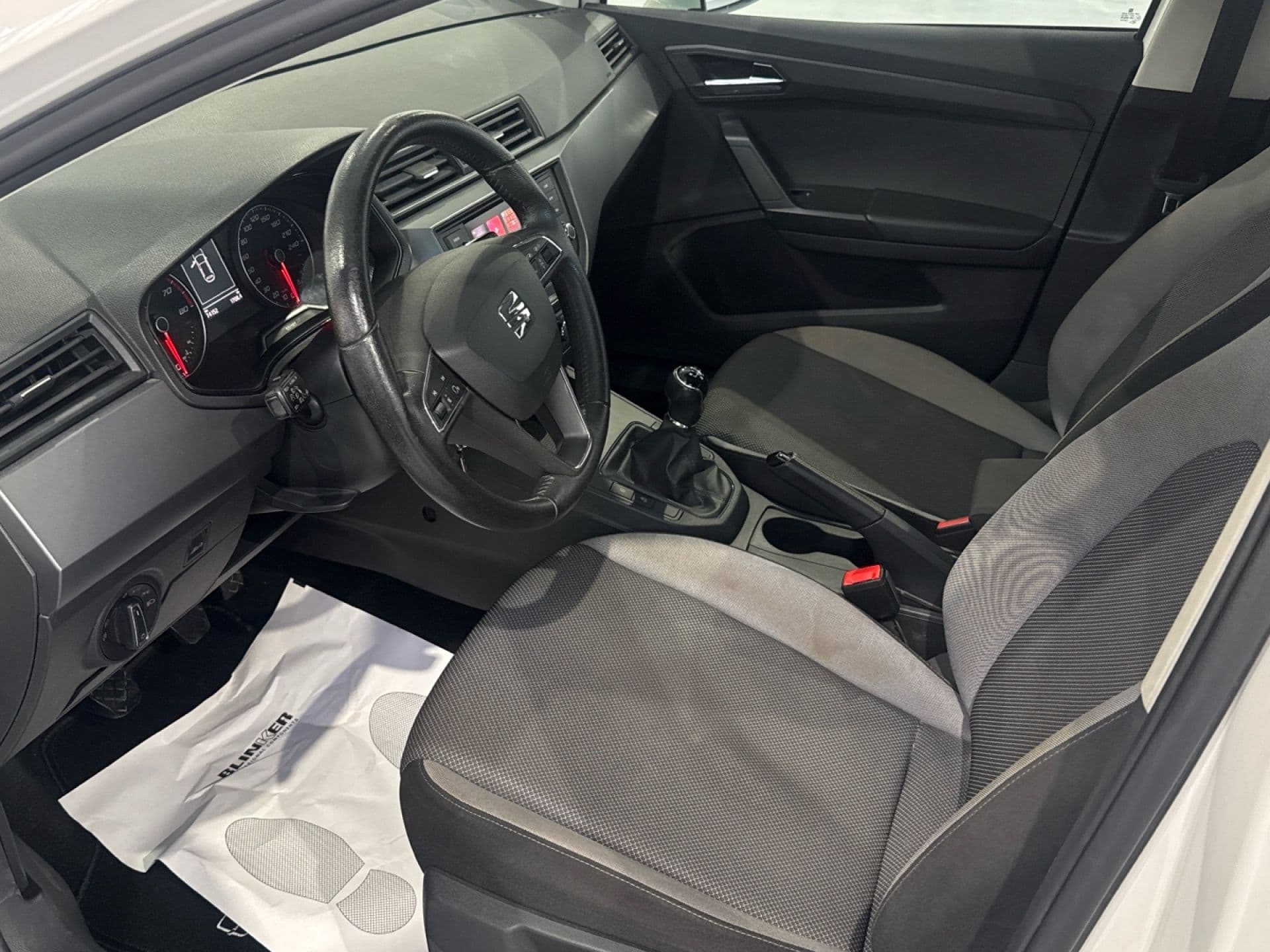 SEAT Ibiza – foto 11