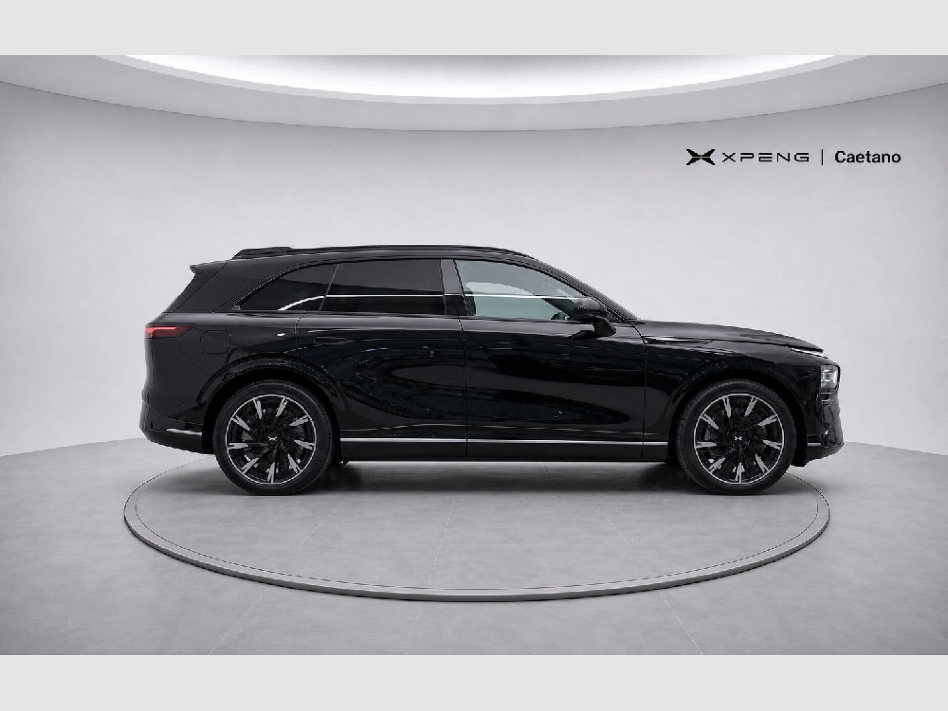 XPENG G9 – foto 3