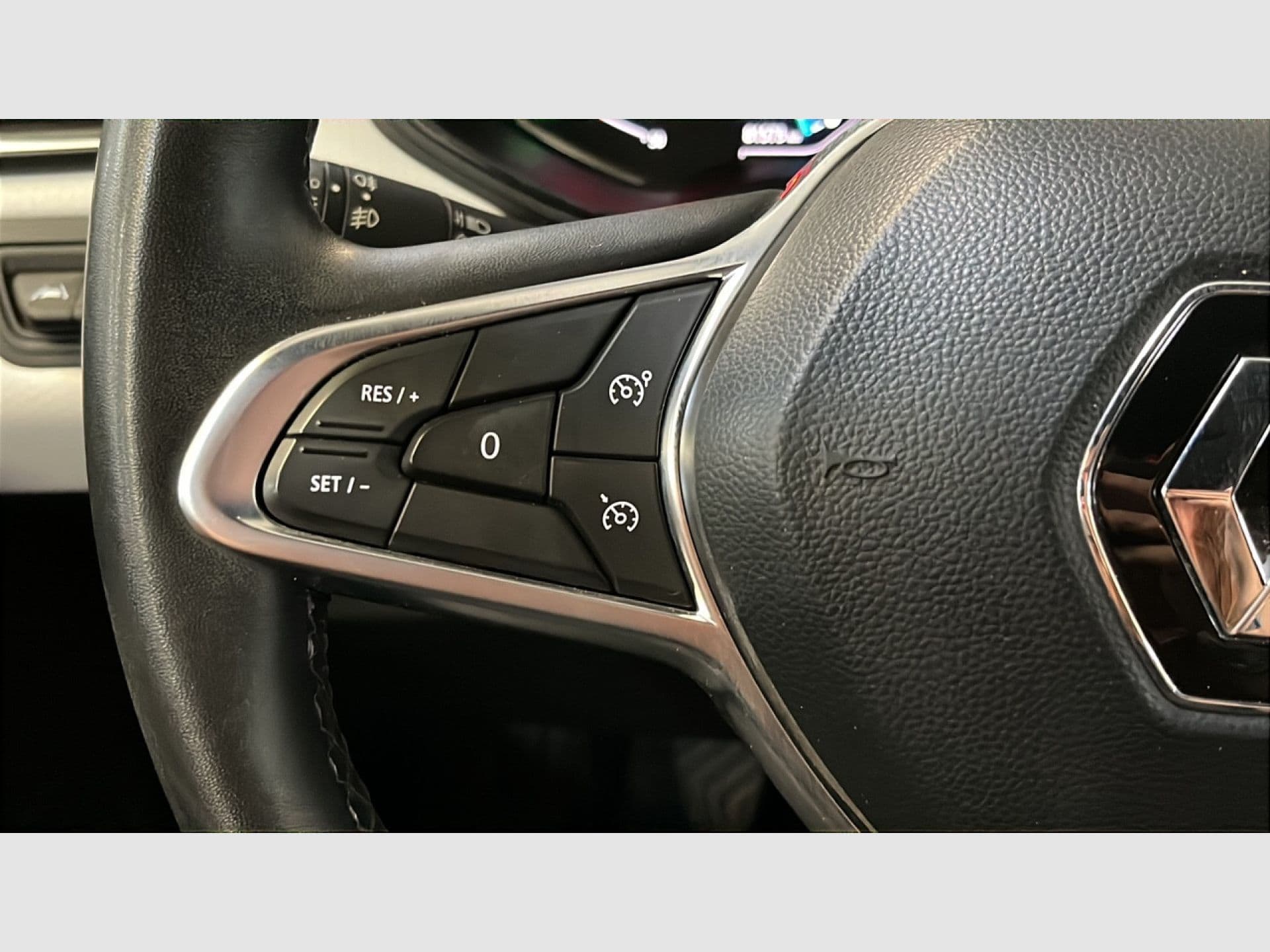 Renault Clio – foto 24