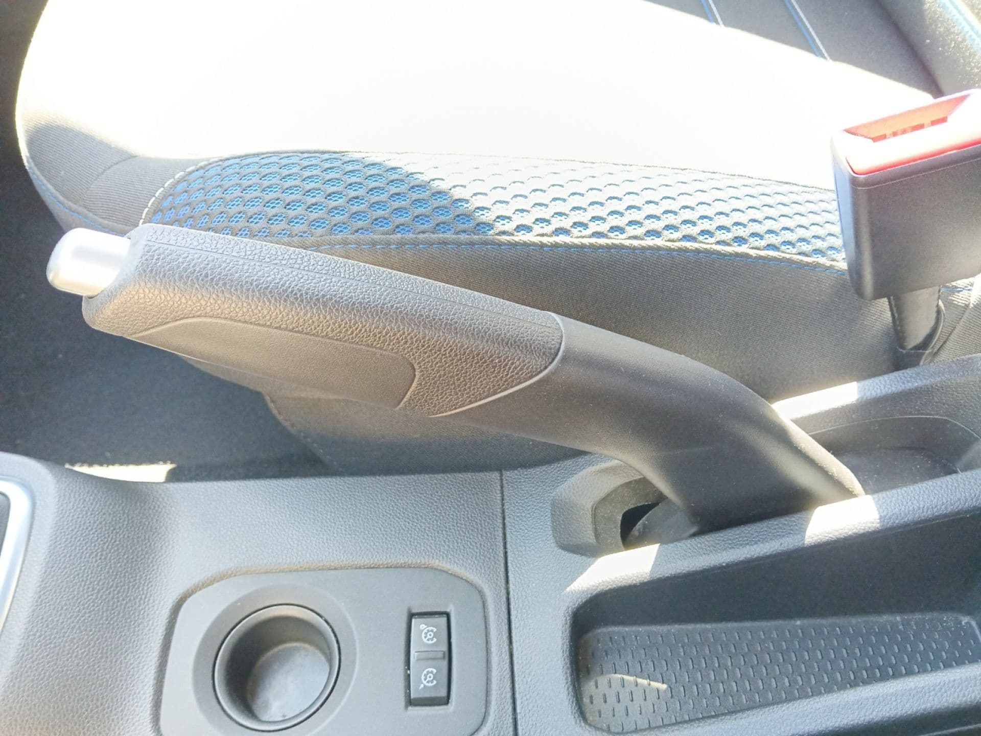 Dacia Duster – foto 18