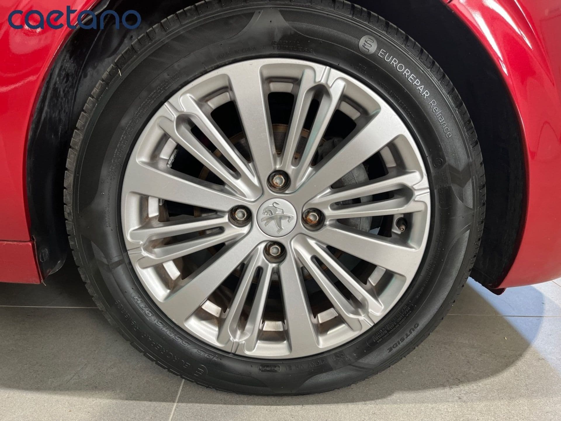 Peugeot 208 – foto 8