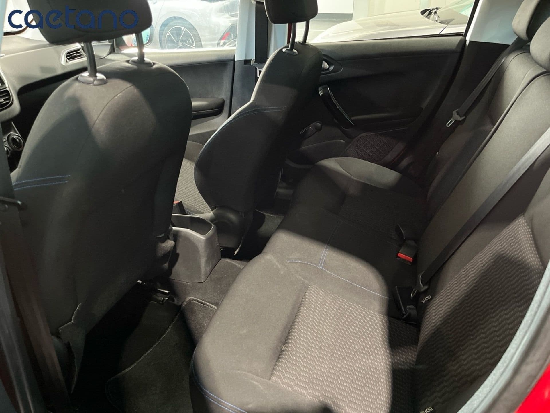 Peugeot 208 – foto 12